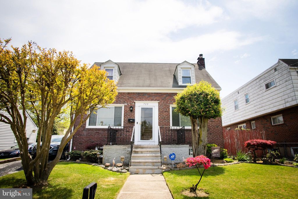 Photo of 733 Eggleston Cir, SHARON HILL, PA 19079 (MLS # PADE2113568)