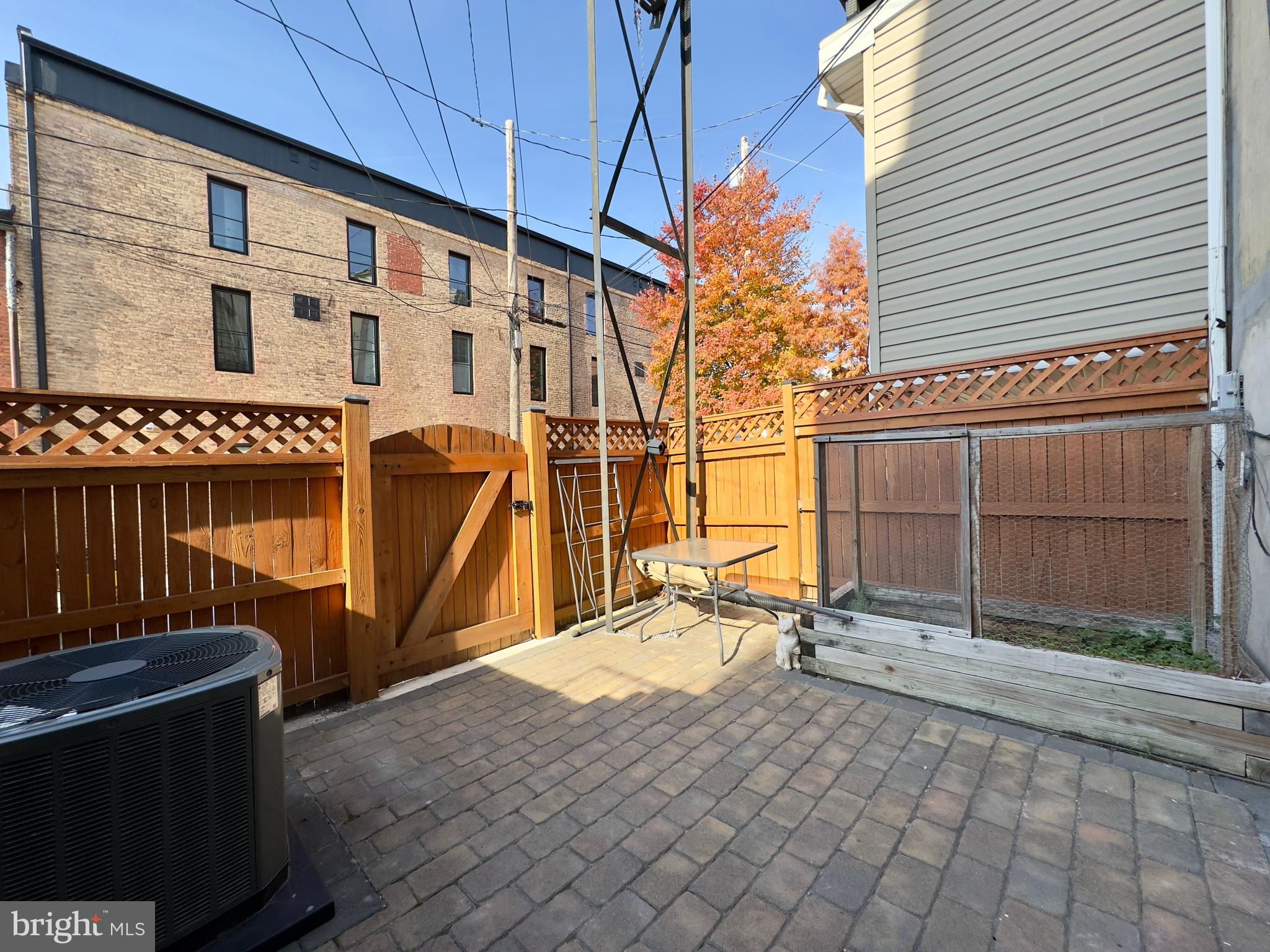 STATION NORTH TOWNHOMES - Residential Lease