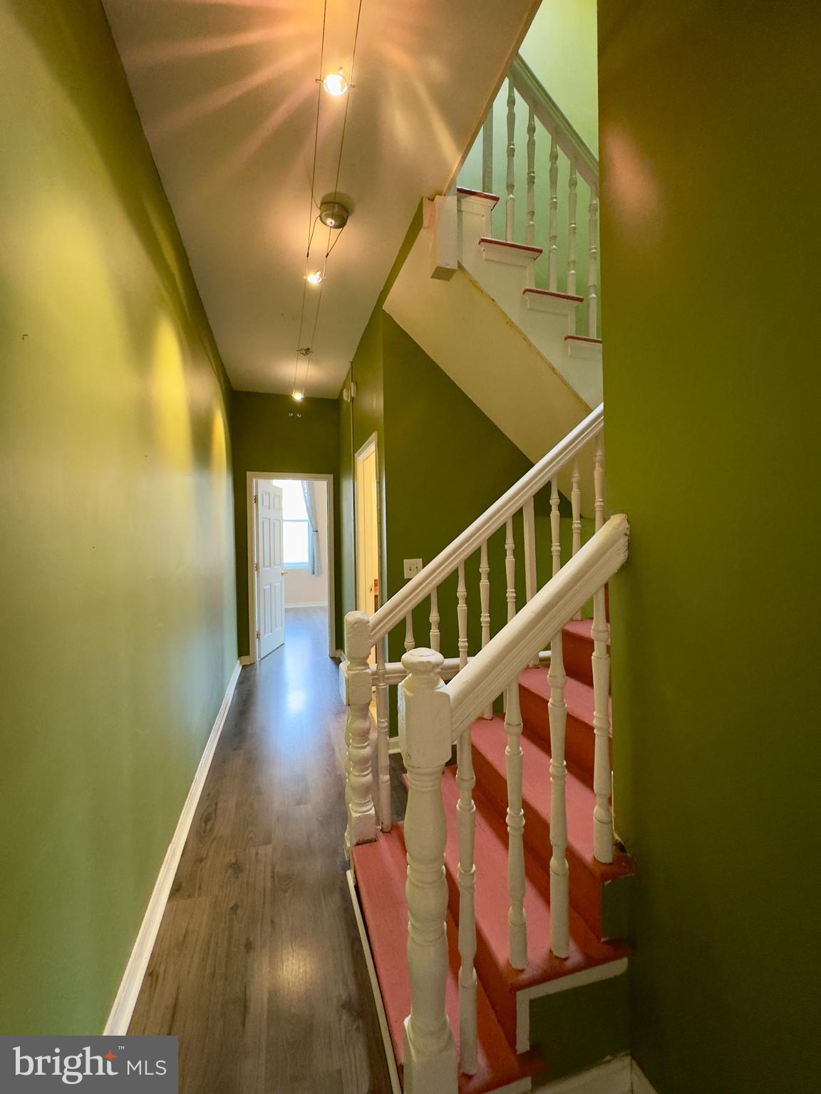 STATION NORTH TOWNHOMES - Residential Lease