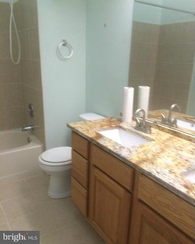 VILLAGE OF SILVER HALL - Residential Lease