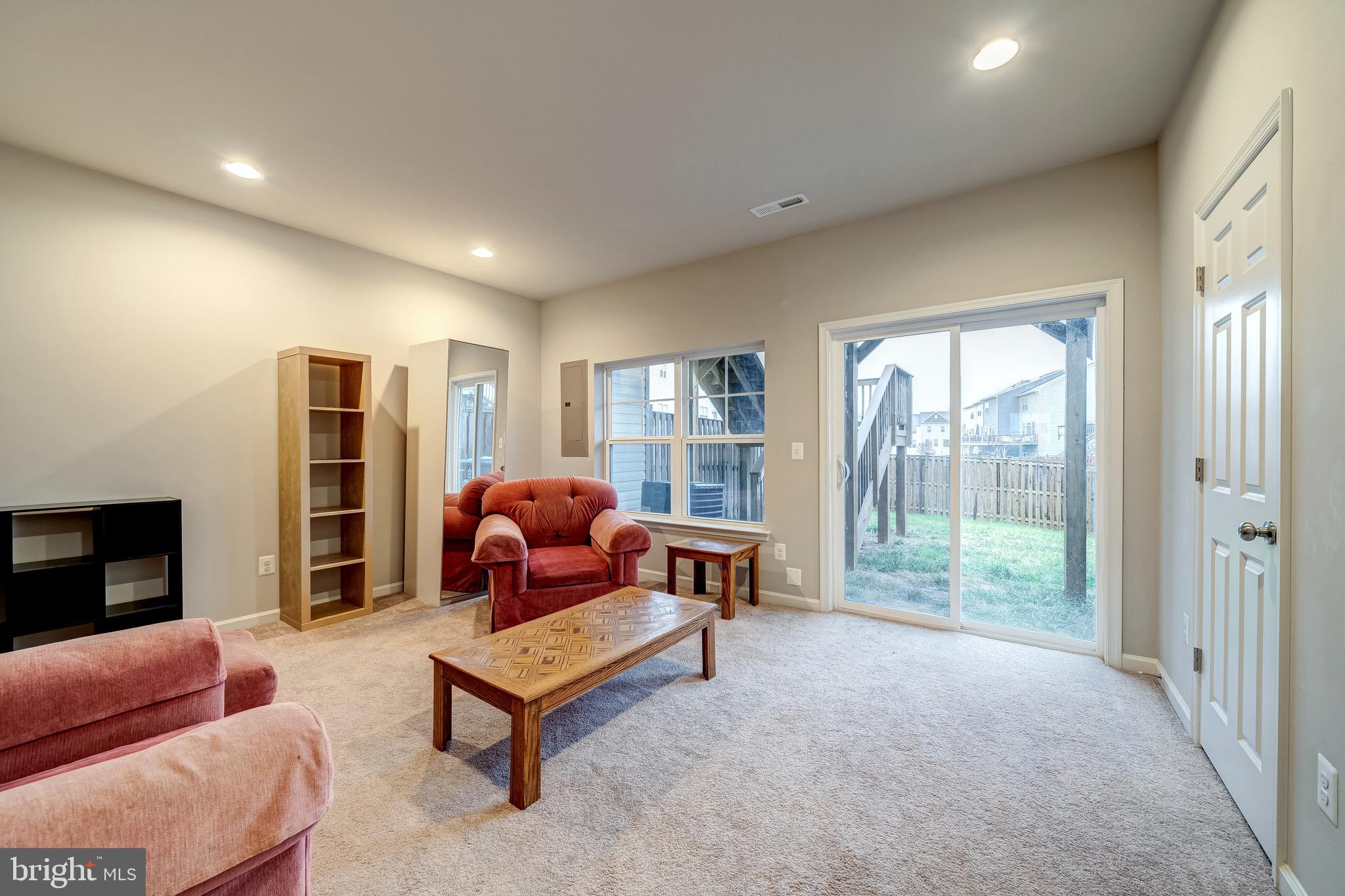 SNOWDEN BRIDGE - Residential Lease