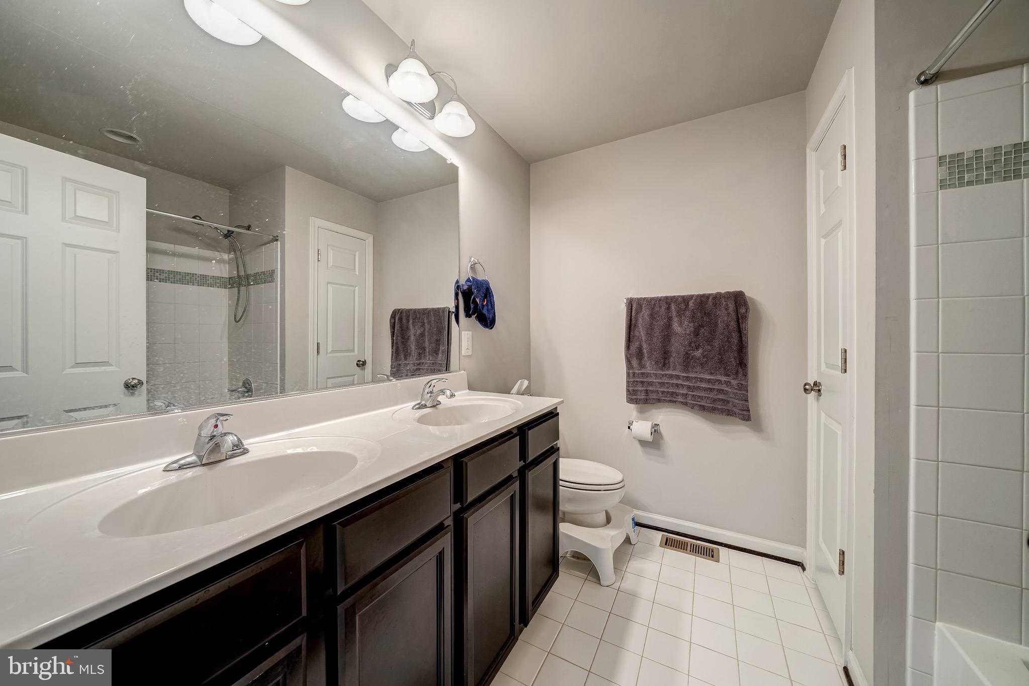 SNOWDEN BRIDGE - Residential Lease