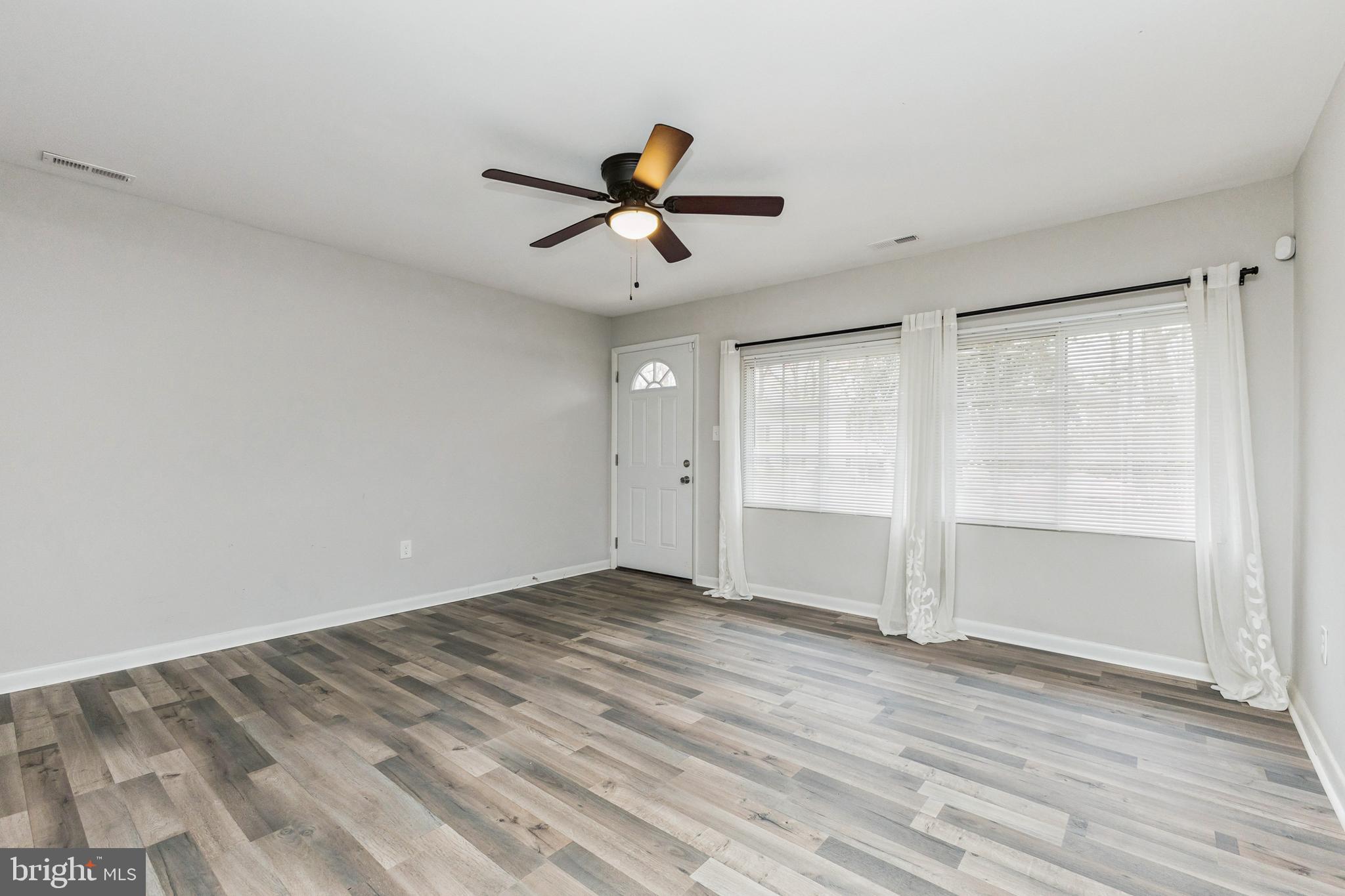 PRINCETON - Residential