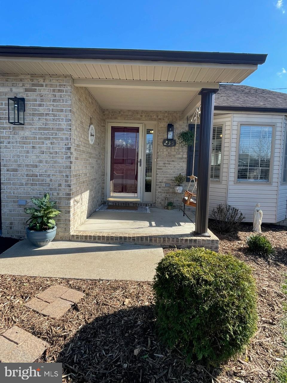THE SHERRY YEAKLE - Residential