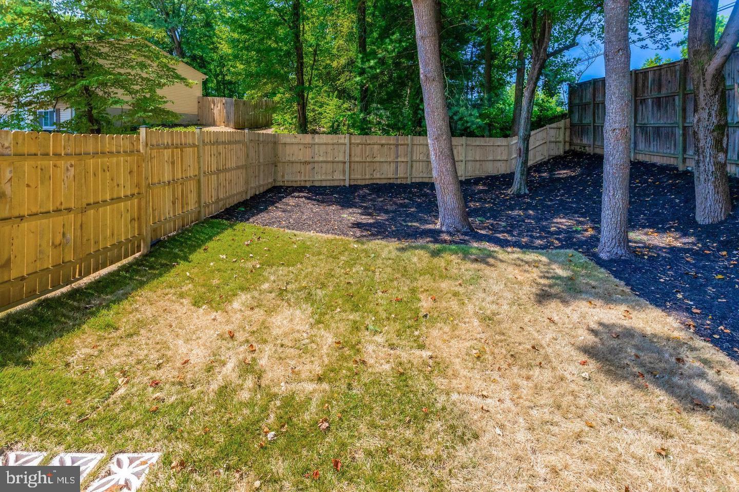 NEWPORT - Residential Lease