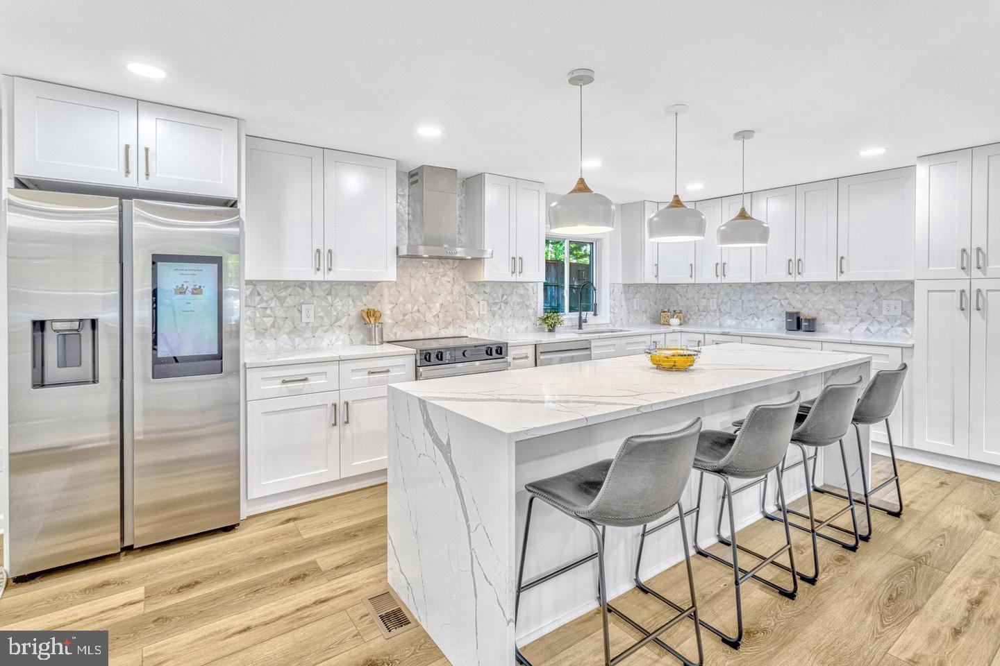 NEWPORT - Residential Lease