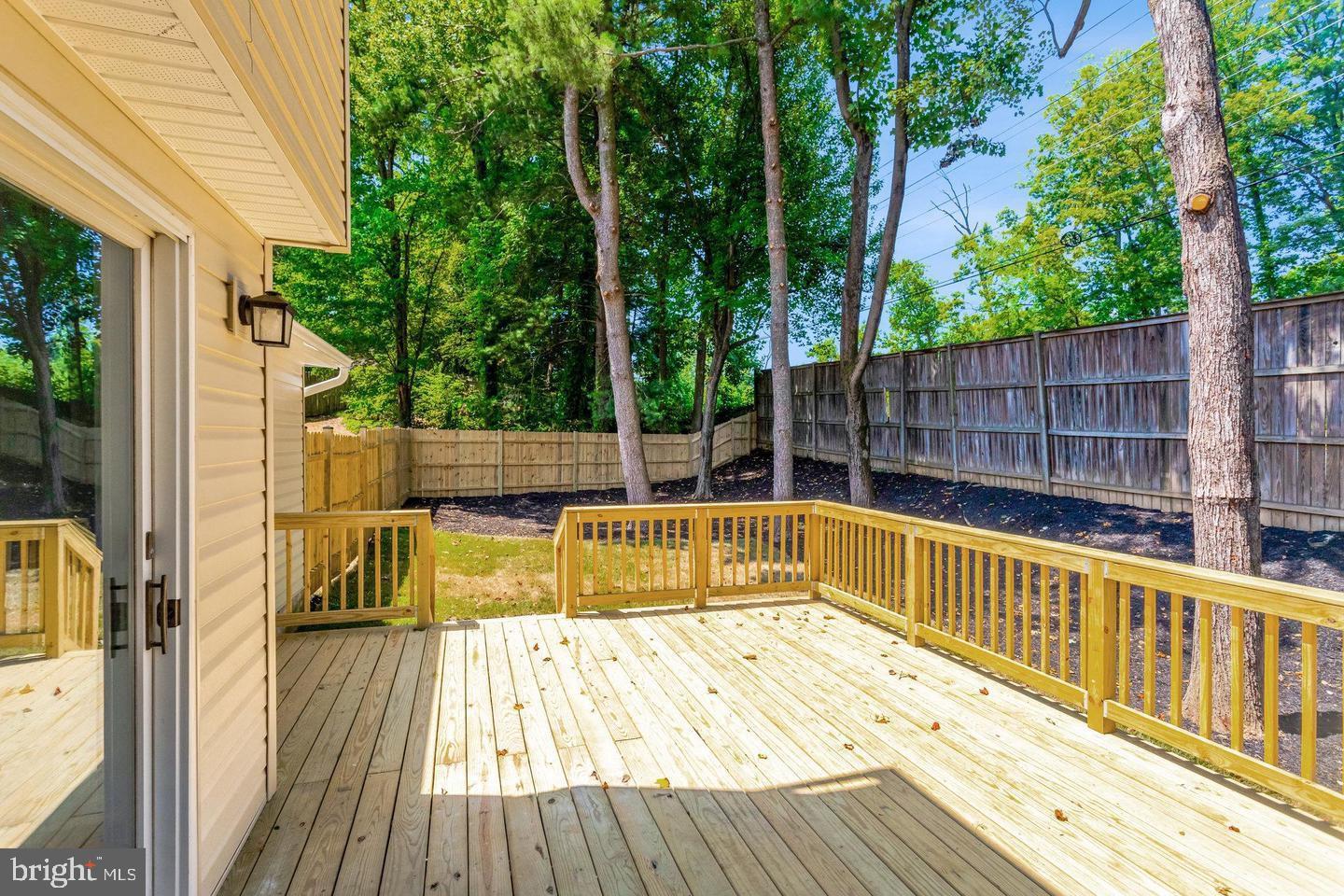 NEWPORT - Residential Lease