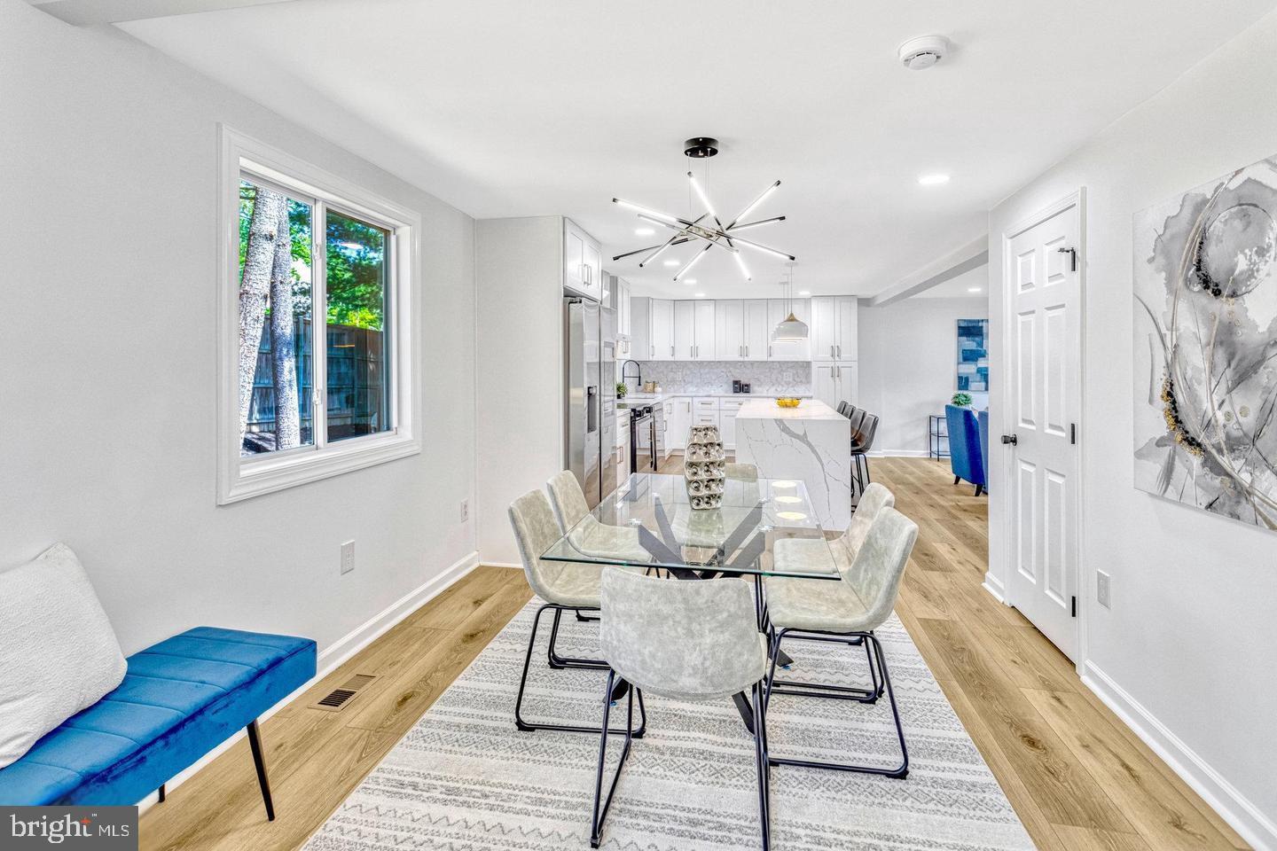 NEWPORT - Residential Lease