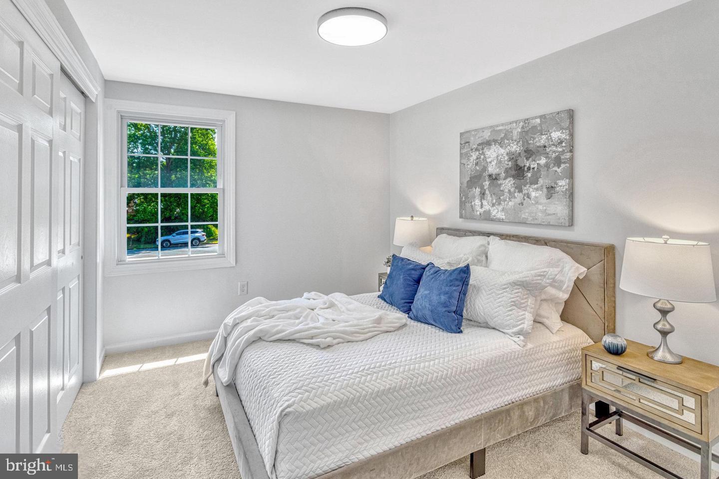 NEWPORT - Residential Lease