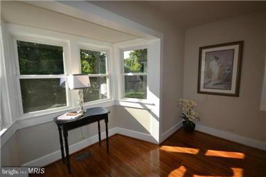 SUNNYSIDE - Residential Lease