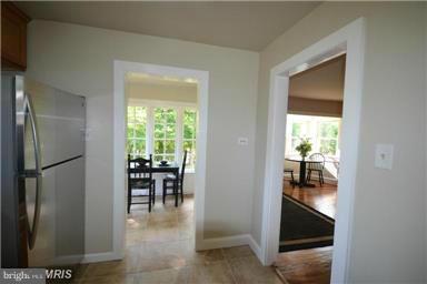 SUNNYSIDE - Residential Lease