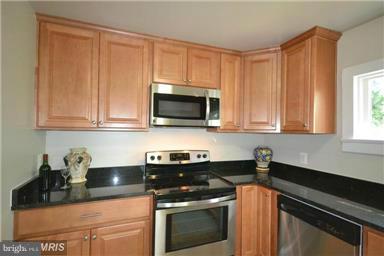 SUNNYSIDE - Residential Lease