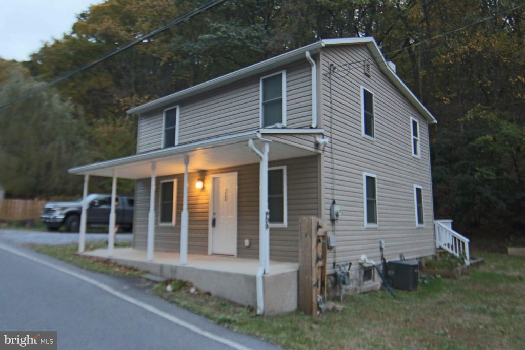 Photo of 909 Roberts Valley Road, HARRISBURG, PA 17110 (MLS # PADA2050916)