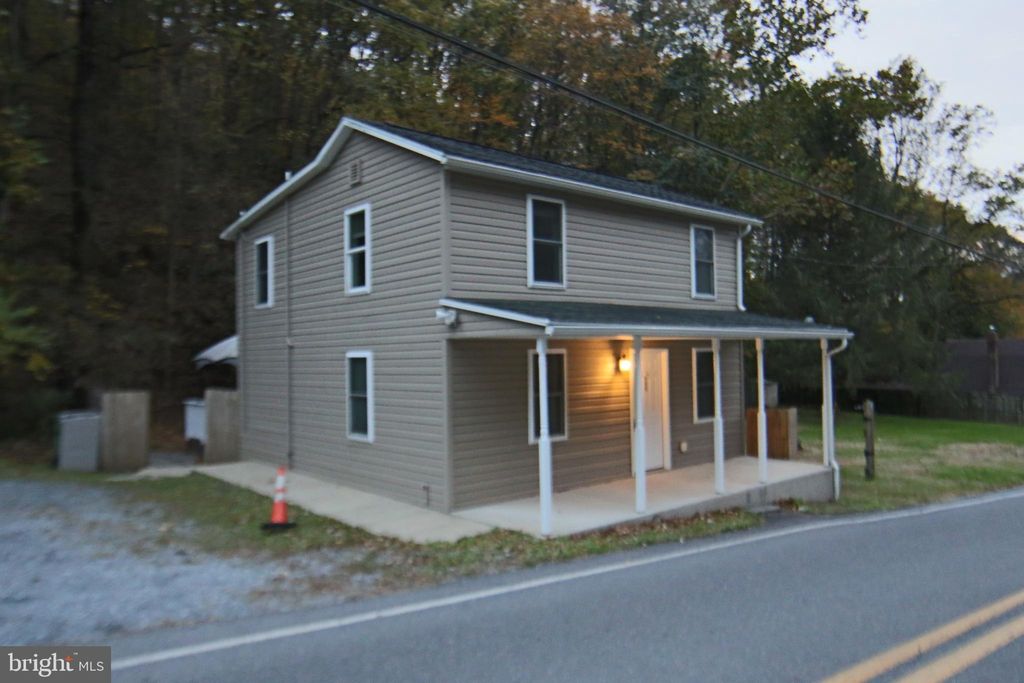 Photo of 909 Roberts Valley Road, HARRISBURG, PA 17110 (MLS # PADA2050916)
