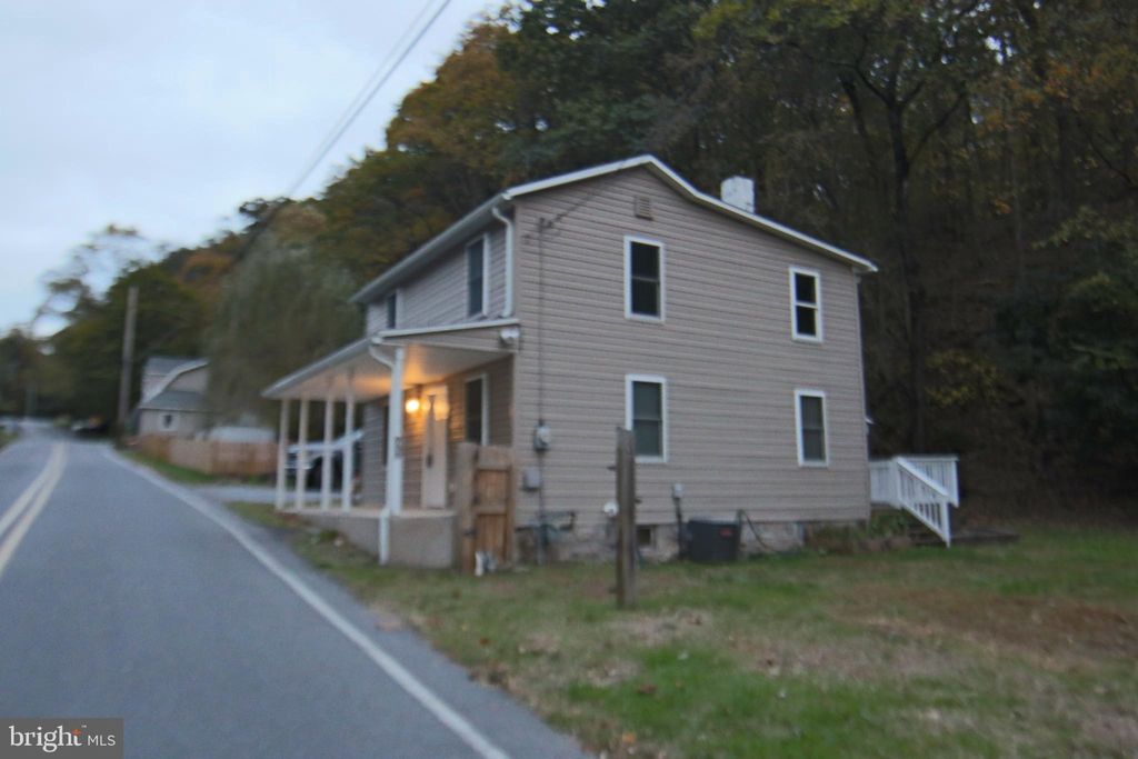 Photo of 909 Roberts Valley Road, HARRISBURG, PA 17110 (MLS # PADA2050916)