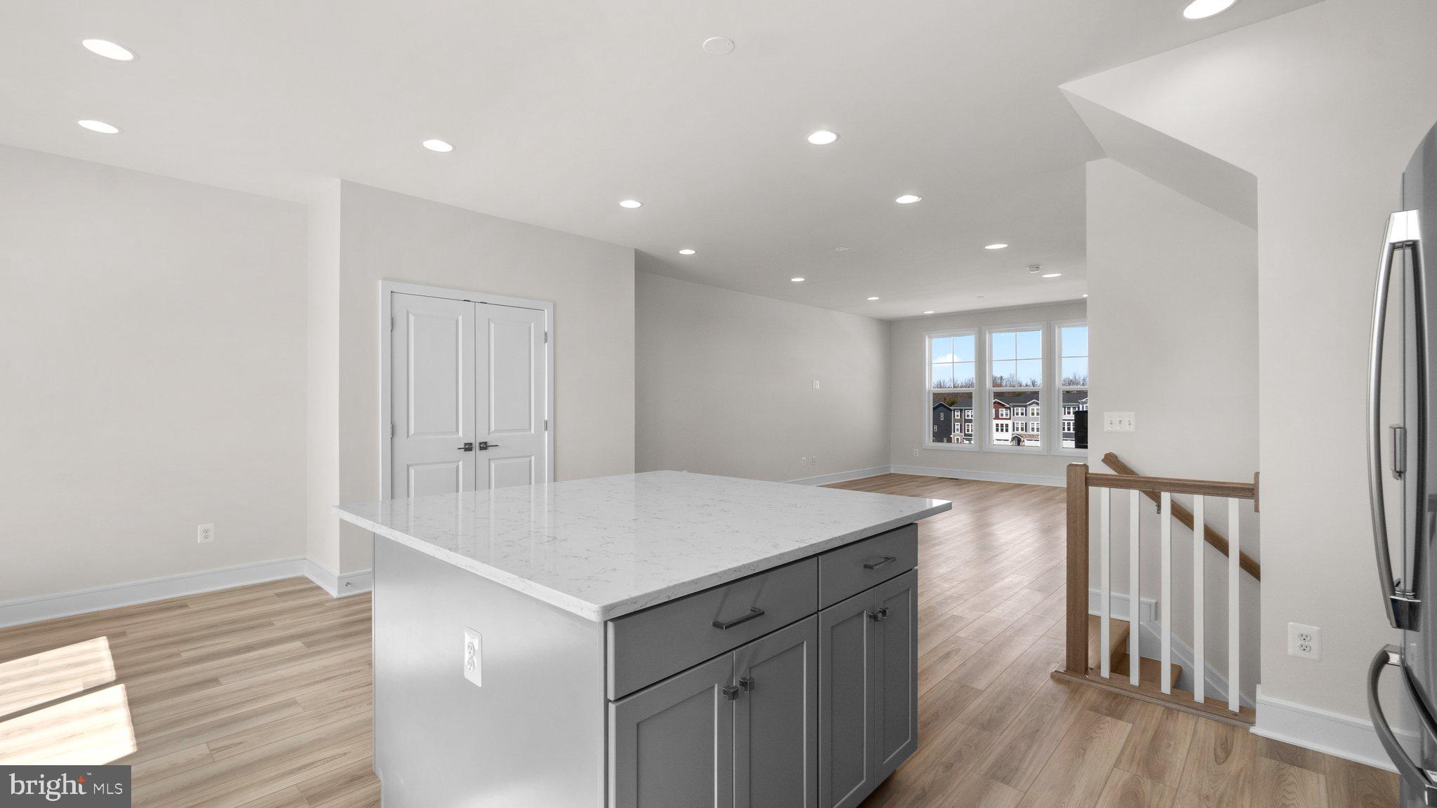 LAKE FREDERICK - Residential