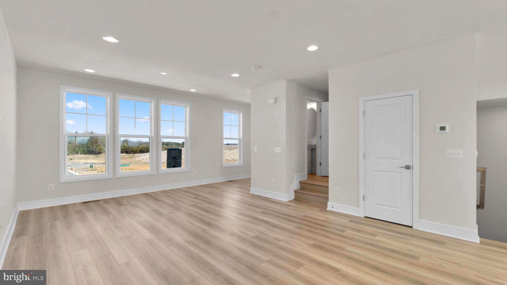 LAKE FREDERICK - Residential