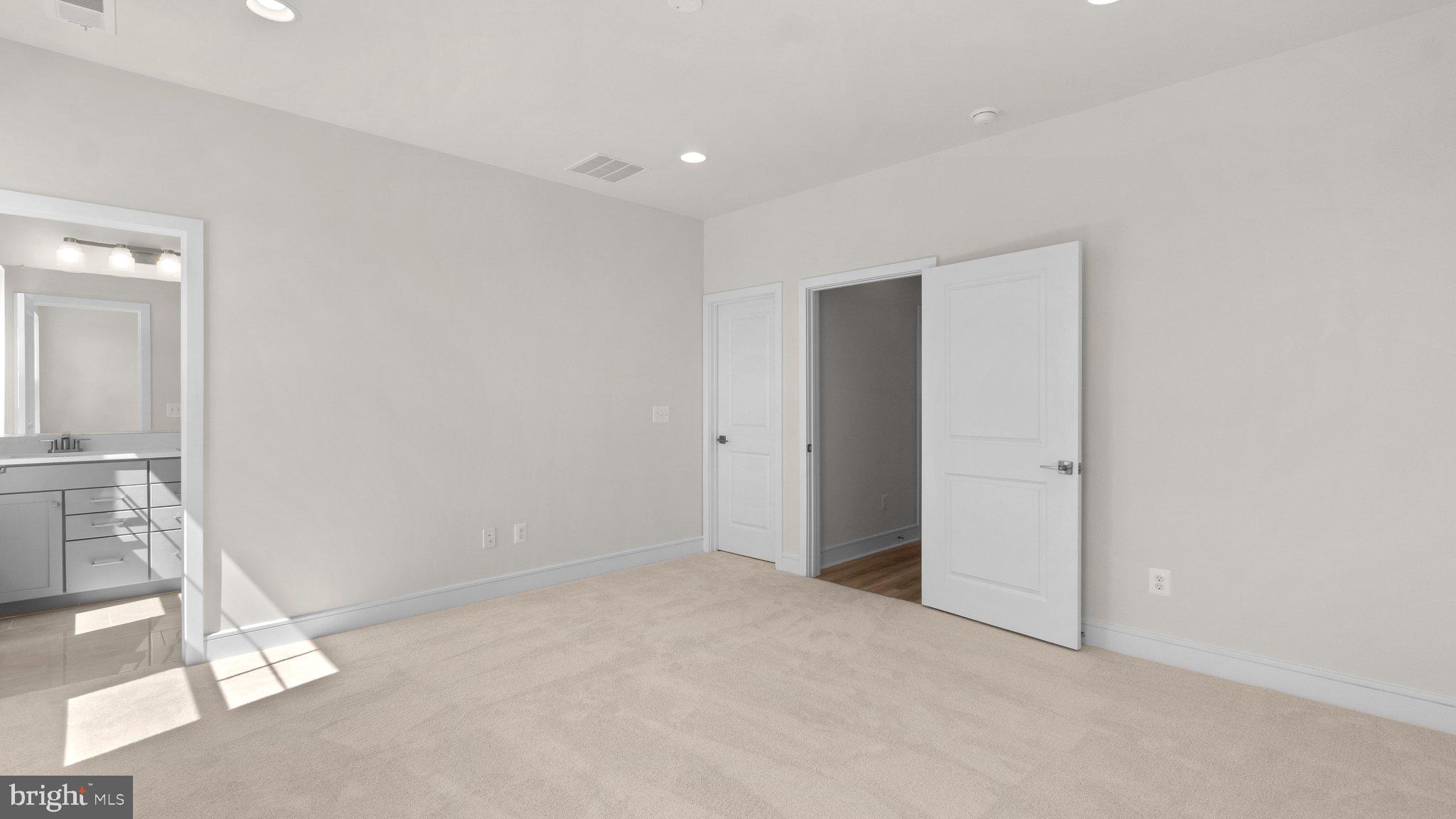 LAKE FREDERICK - Residential