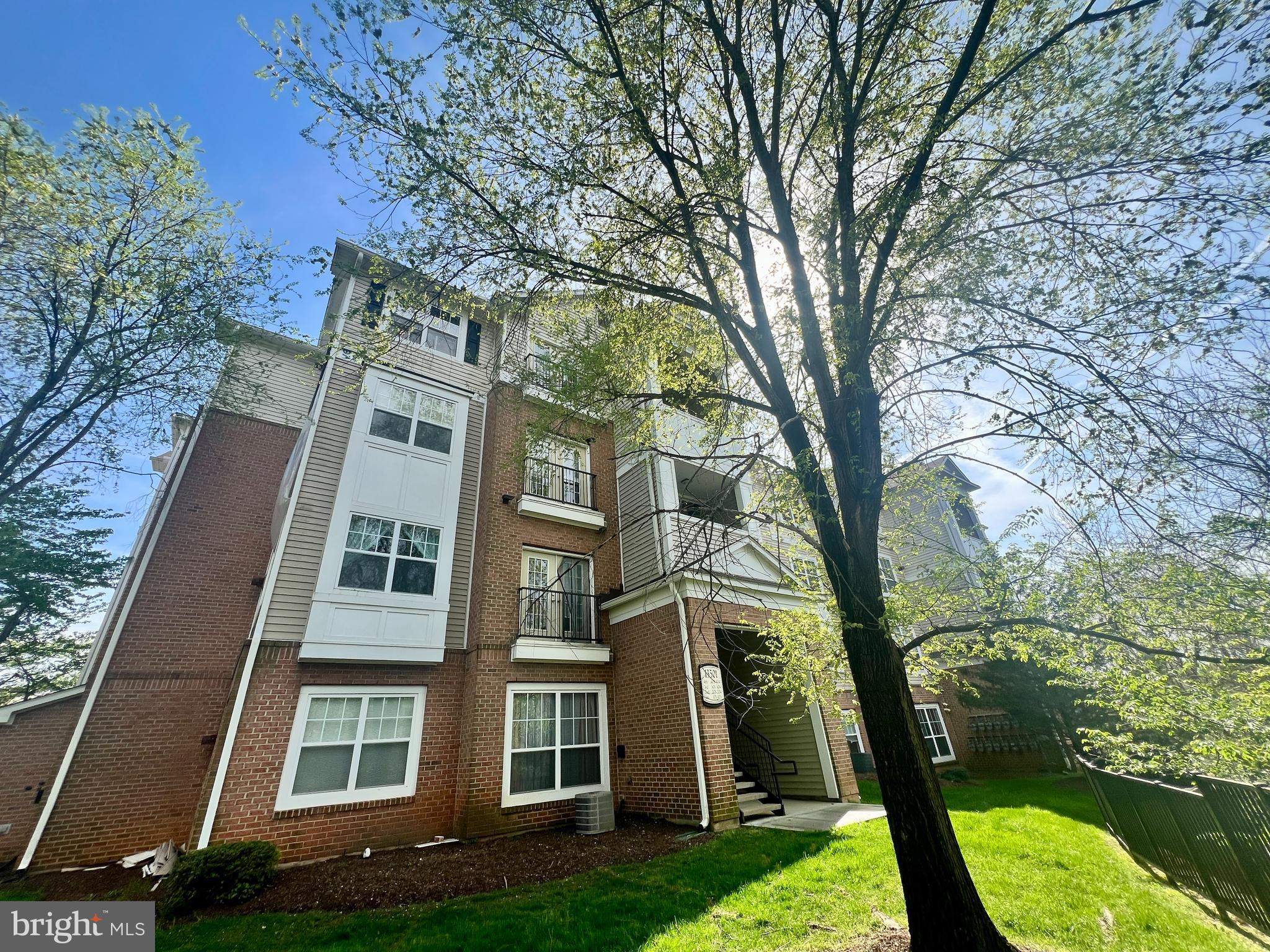 THE ASHMORE - Residential Lease