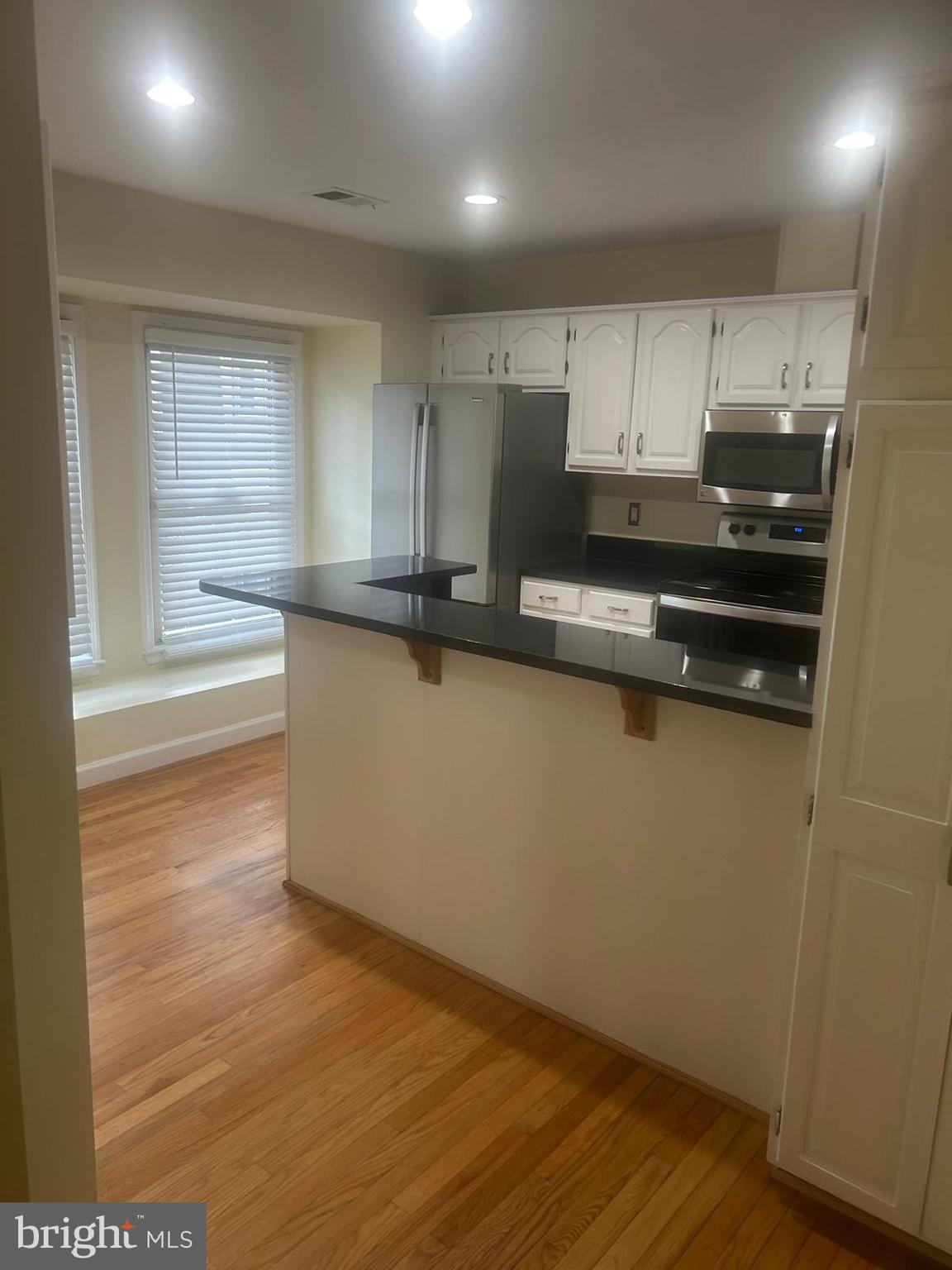 3904 GREEN LOOK COURT