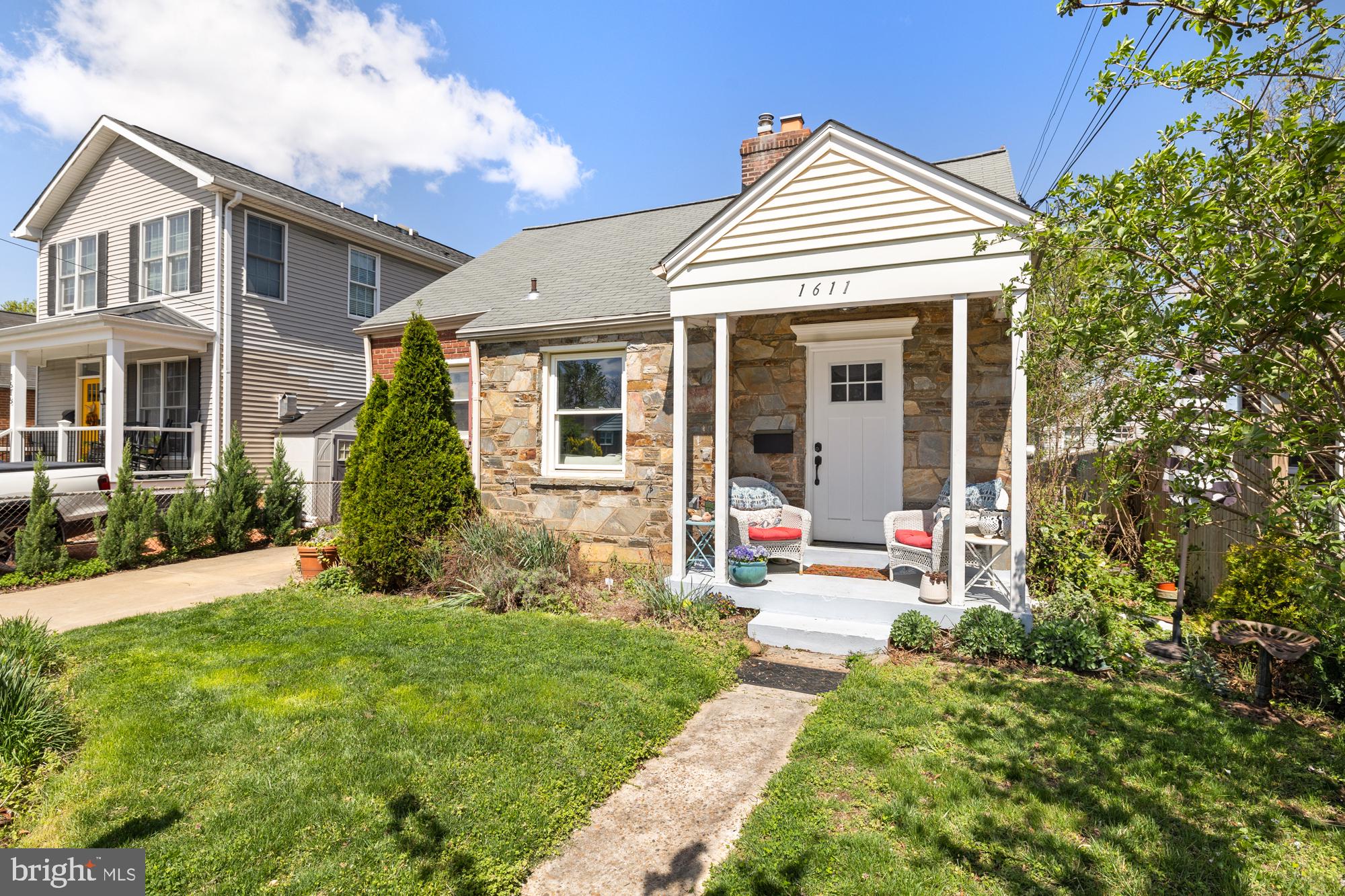 1611 13TH STREET S