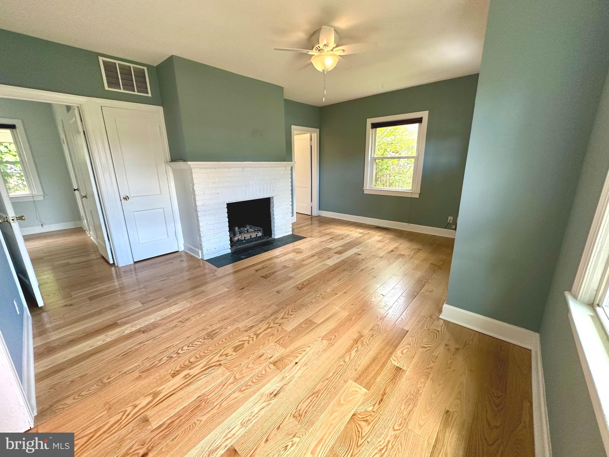 1611 13TH STREET S