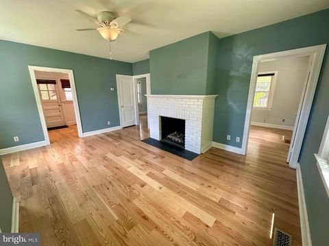 1611 13TH STREET S ARLINGTON VA 22204