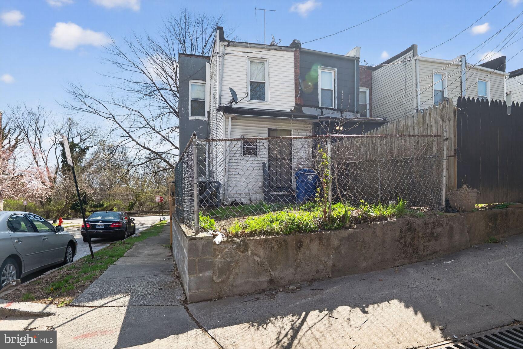 EDMONDSON VIILLAGE - Residential