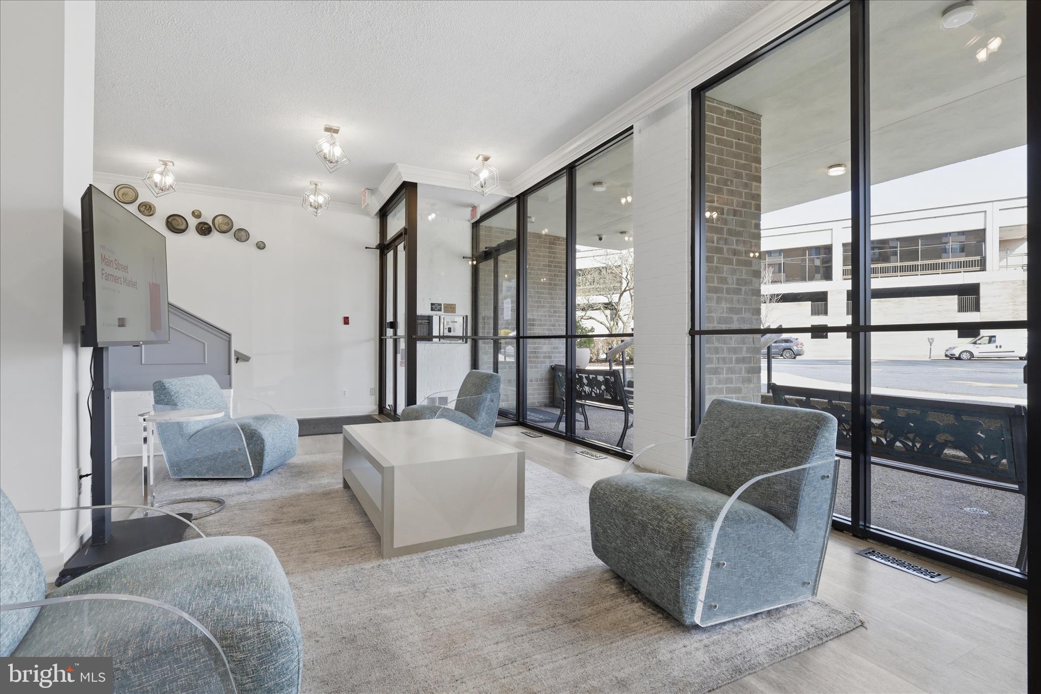 AMERICANA CENTRE - Residential