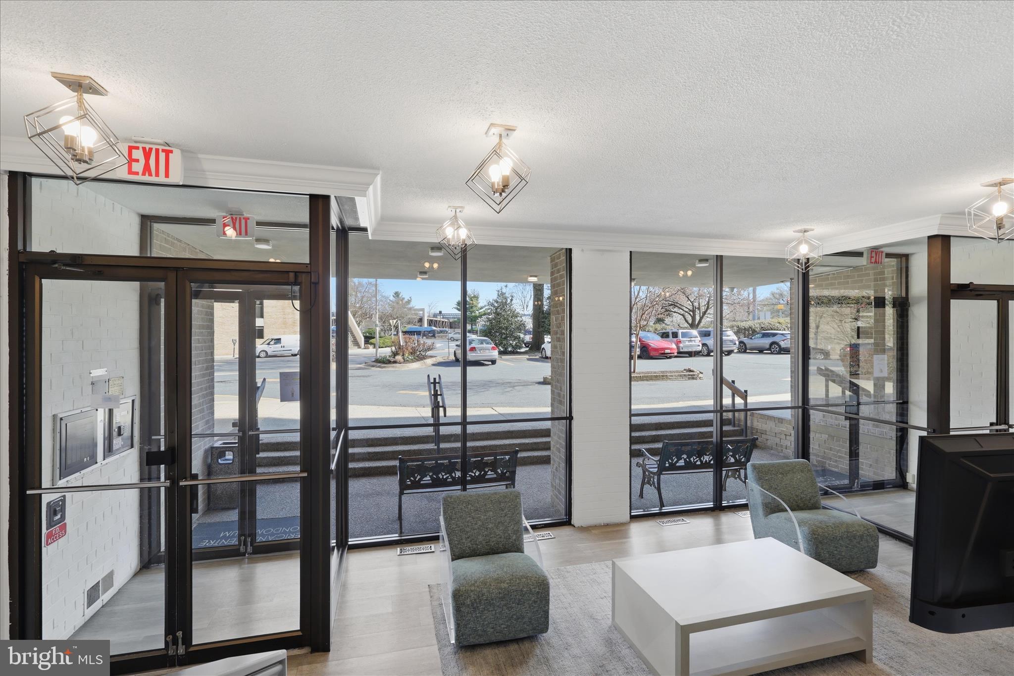 AMERICANA CENTRE - Residential