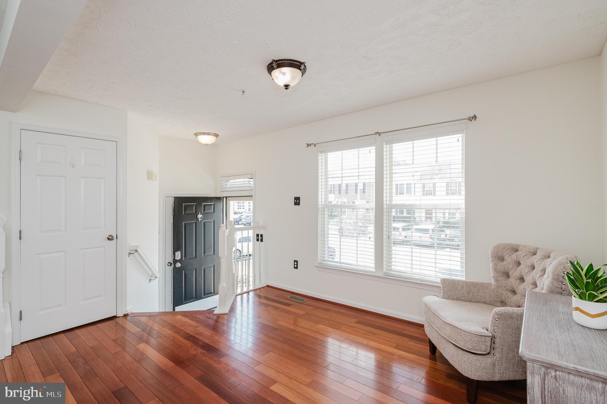 434 ROSE WAY