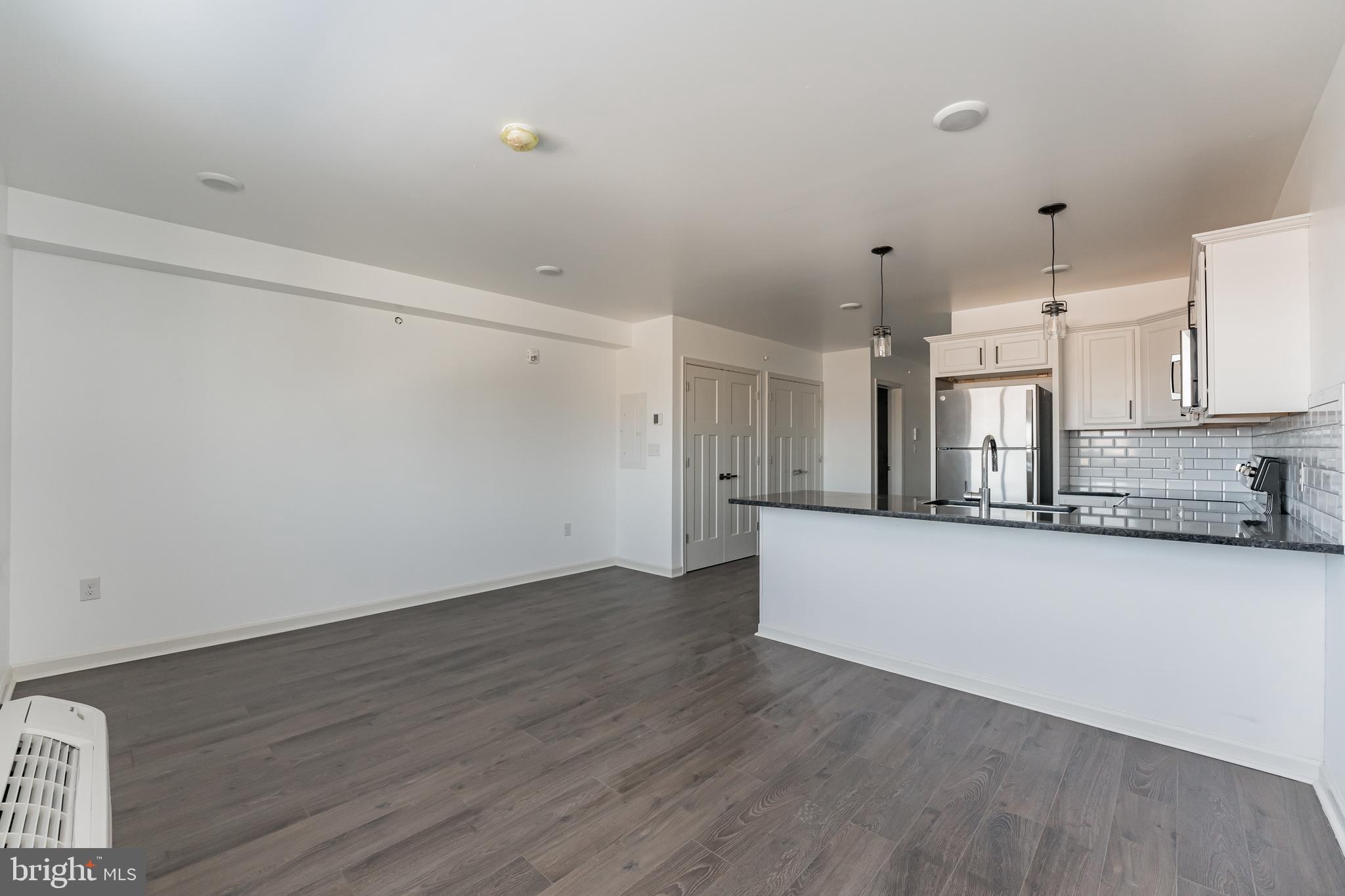 ROXBOROUGH - Residential Lease