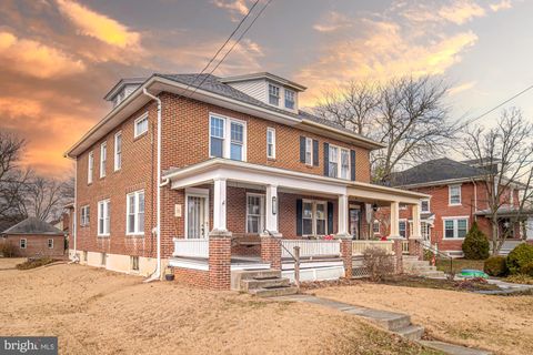 Photo of 150 Bank Street, LANDISVILLE, PA 17538 (MLS # PALA2064190)