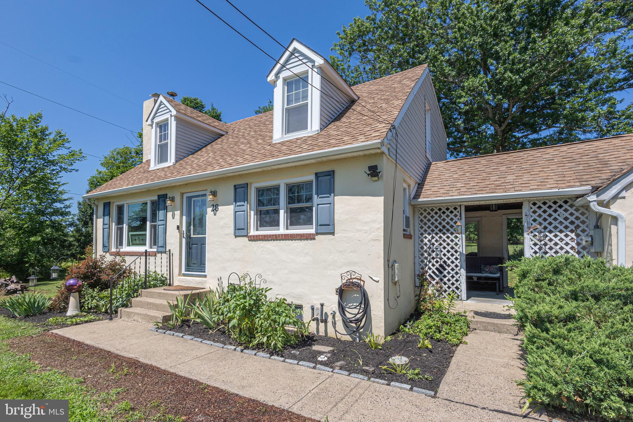 28 TWINING BRIDGE ROAD