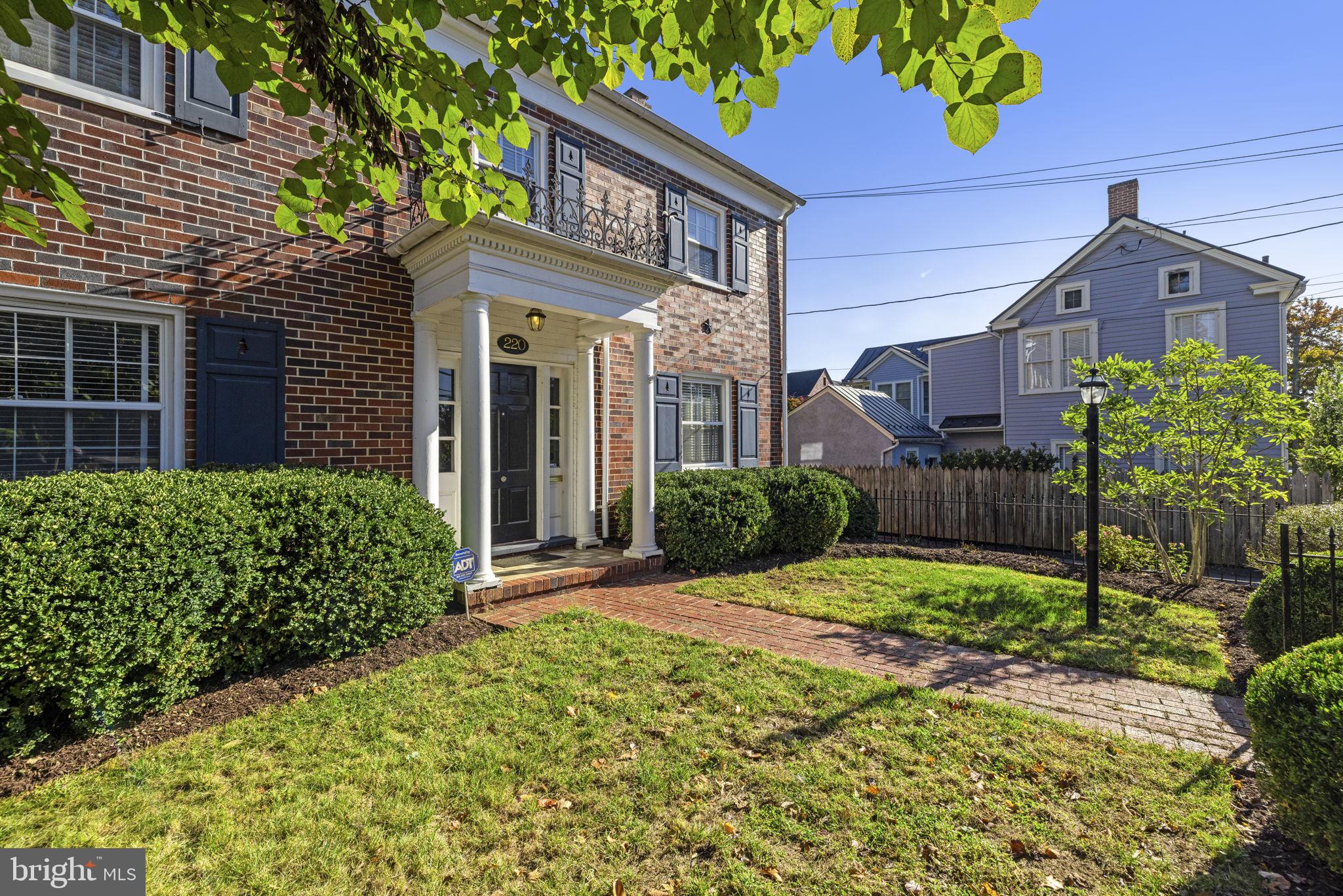 220 AMHERST STREET