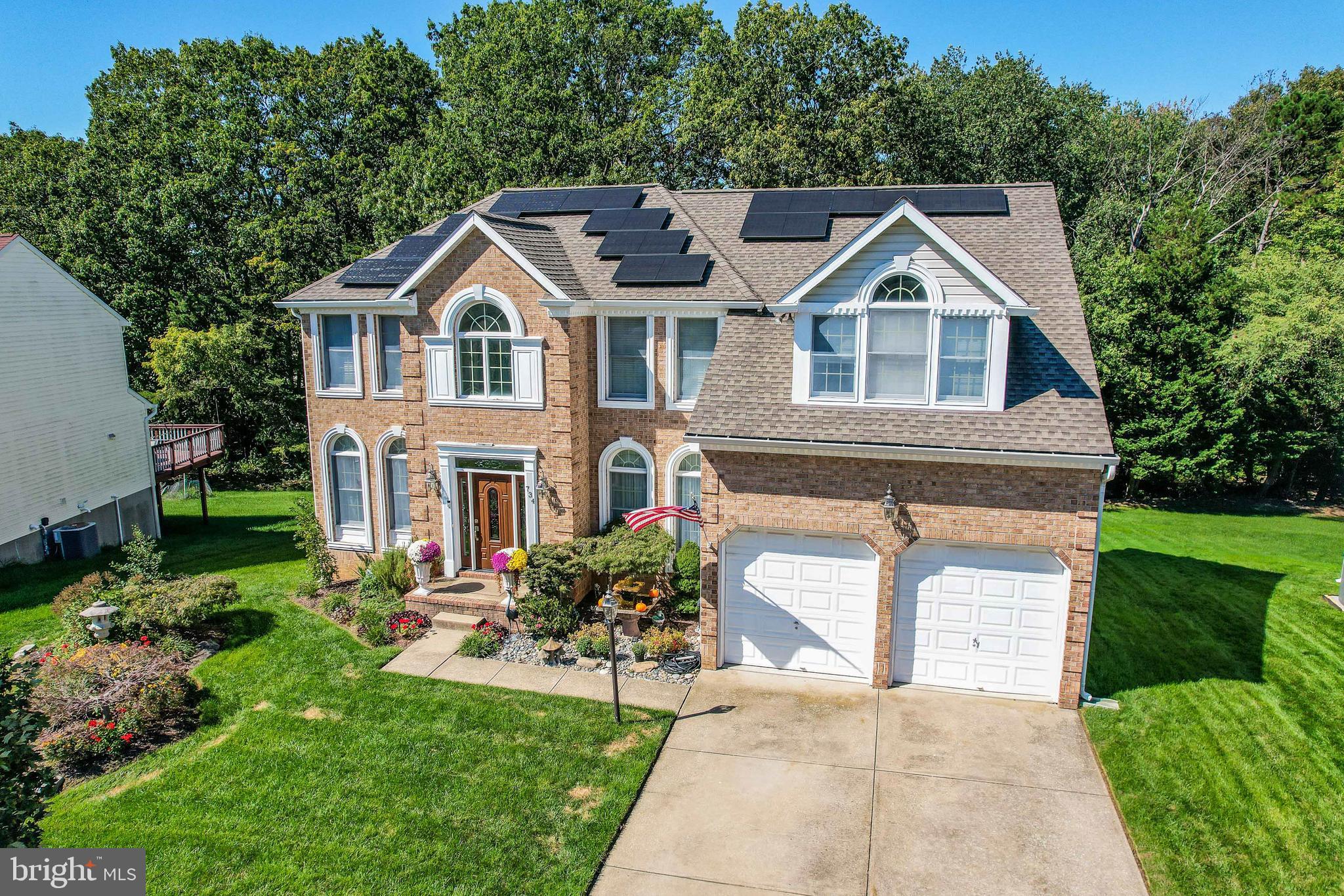 734 THORNWOOD DRIVE