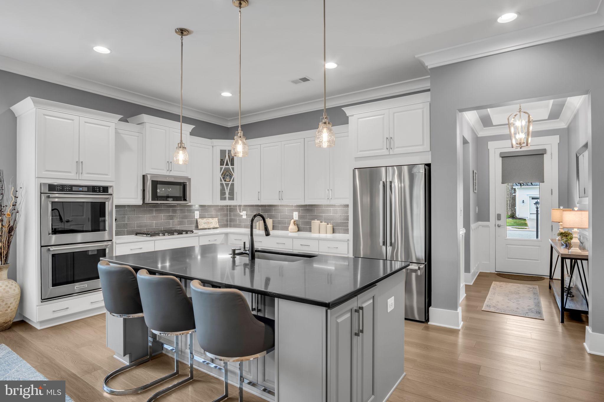 182 RUSTIC WOOD DRIVE