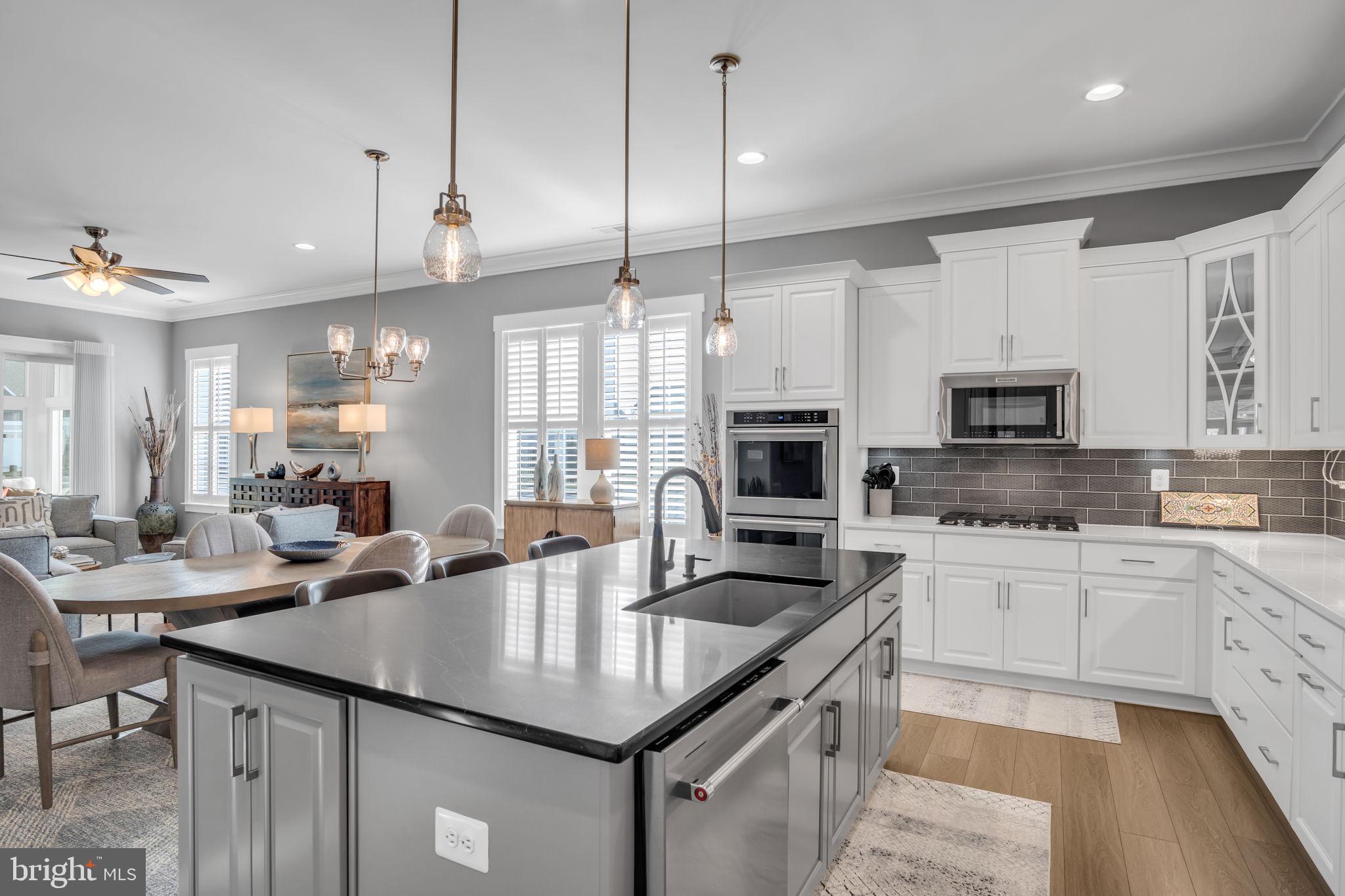 182 RUSTIC WOOD DRIVE