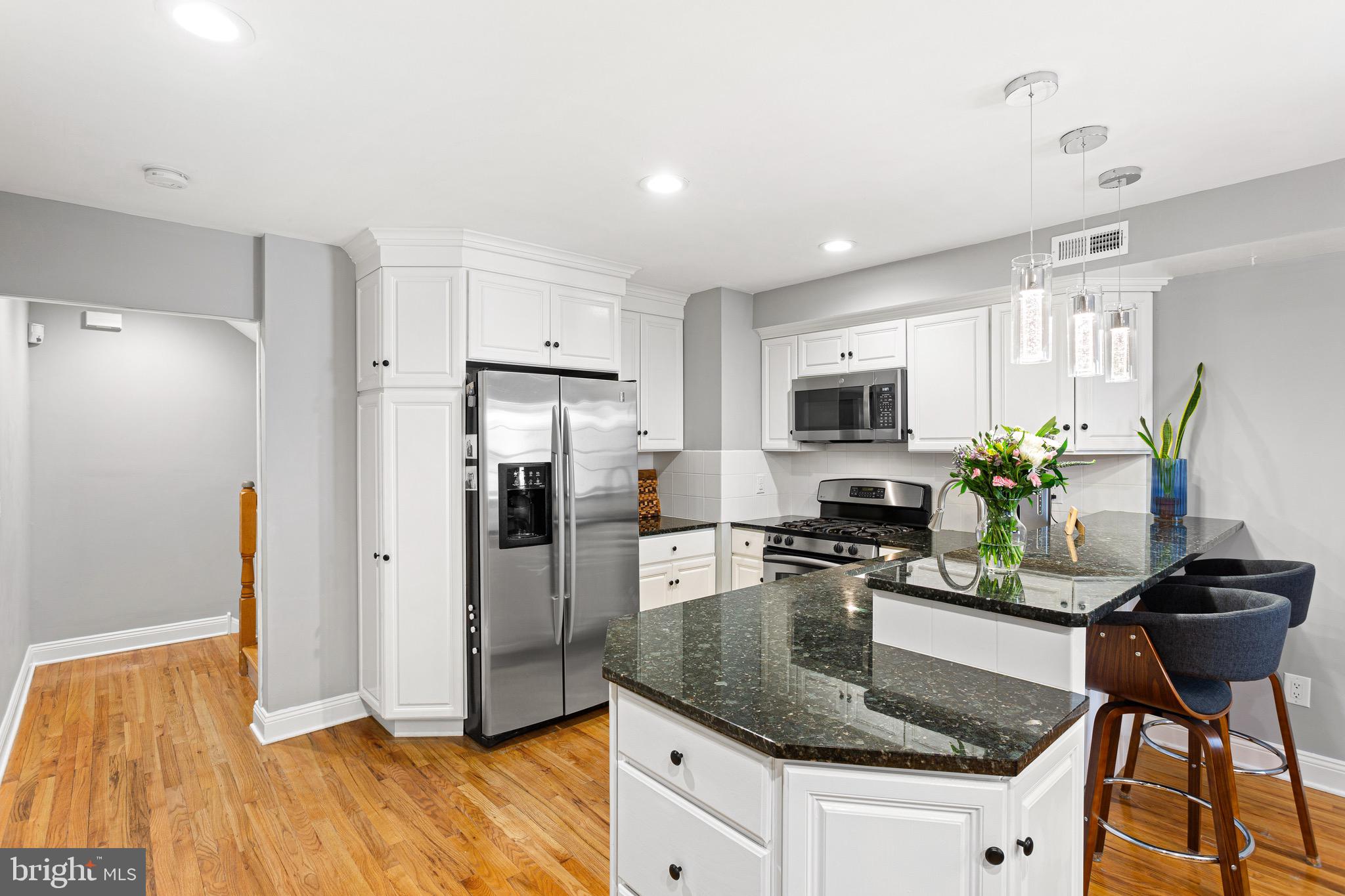 BELLA VISTA - Residential