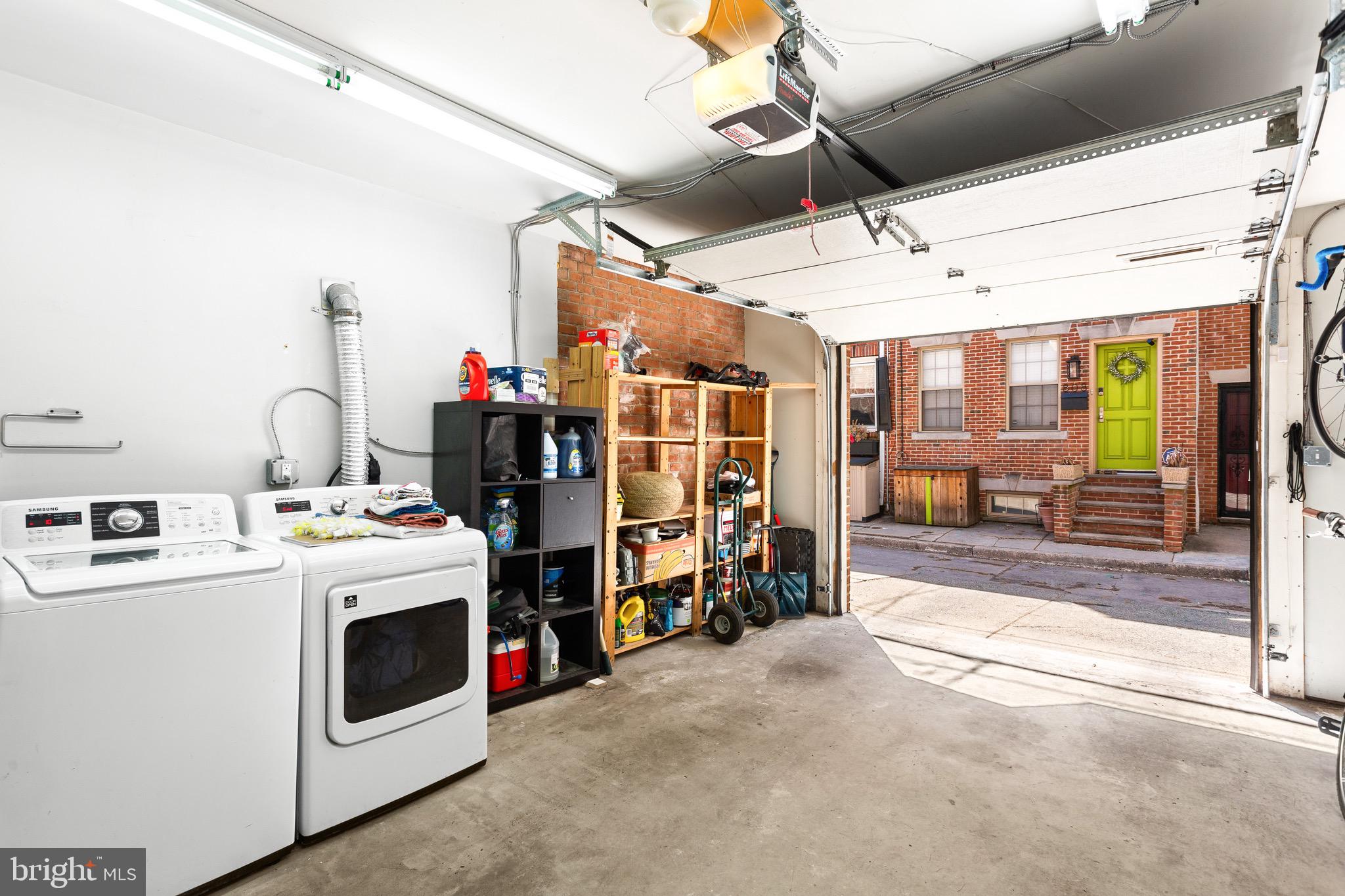 BELLA VISTA - Residential