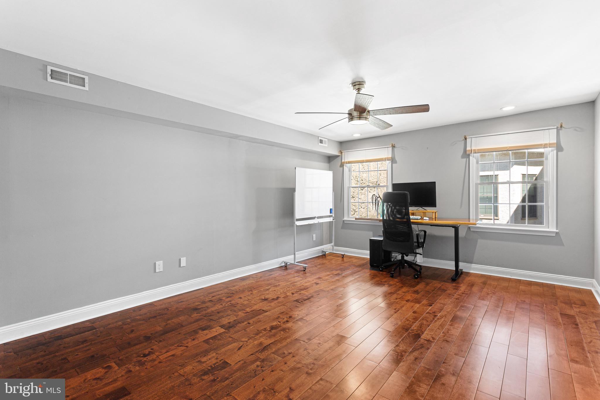 BELLA VISTA - Residential