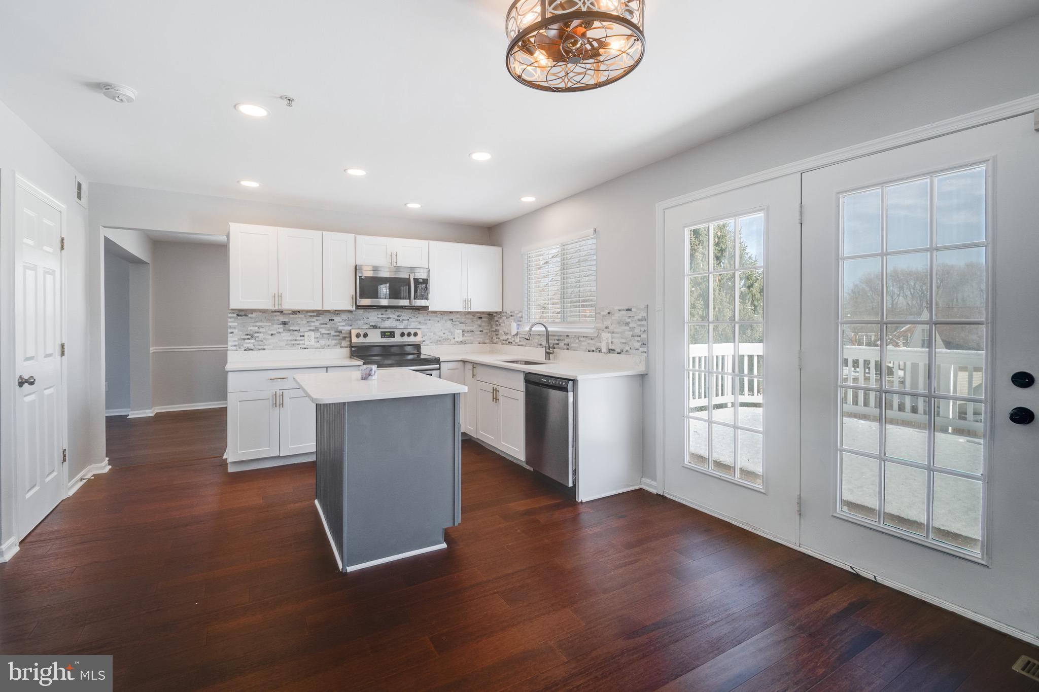 FOXCHASE PLAT 12 - Residential