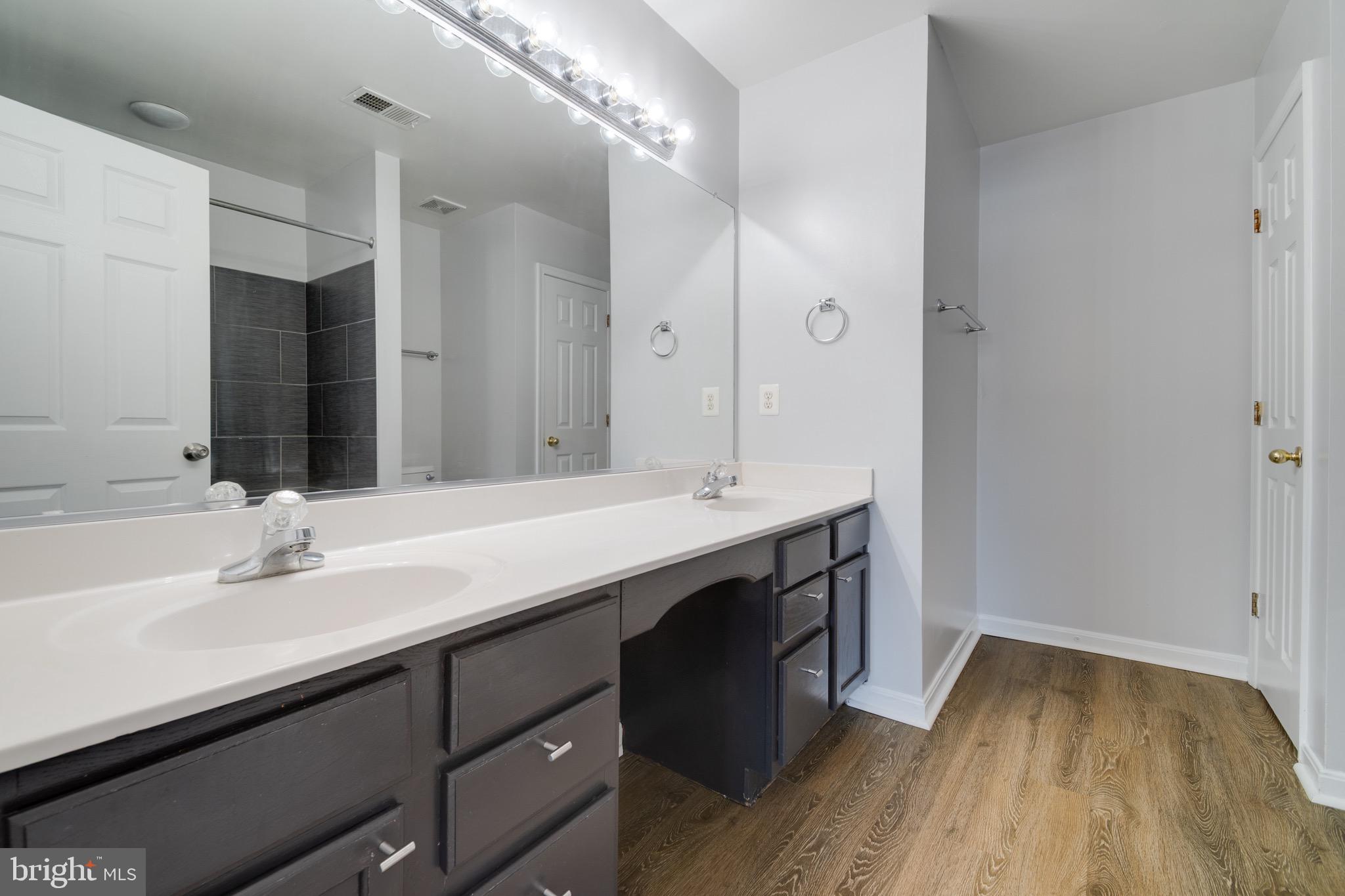 FOXCHASE PLAT 12 - Residential