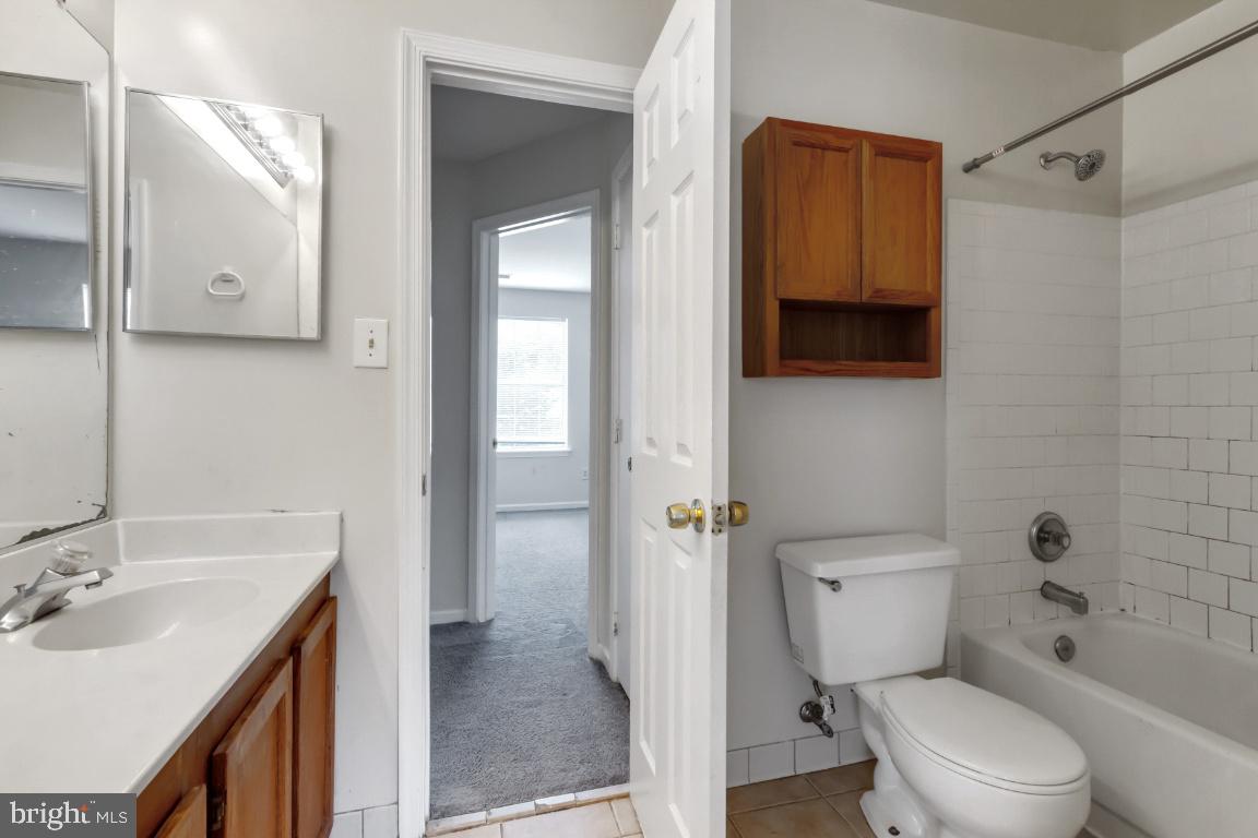 WINSLOW CHASE - Residential