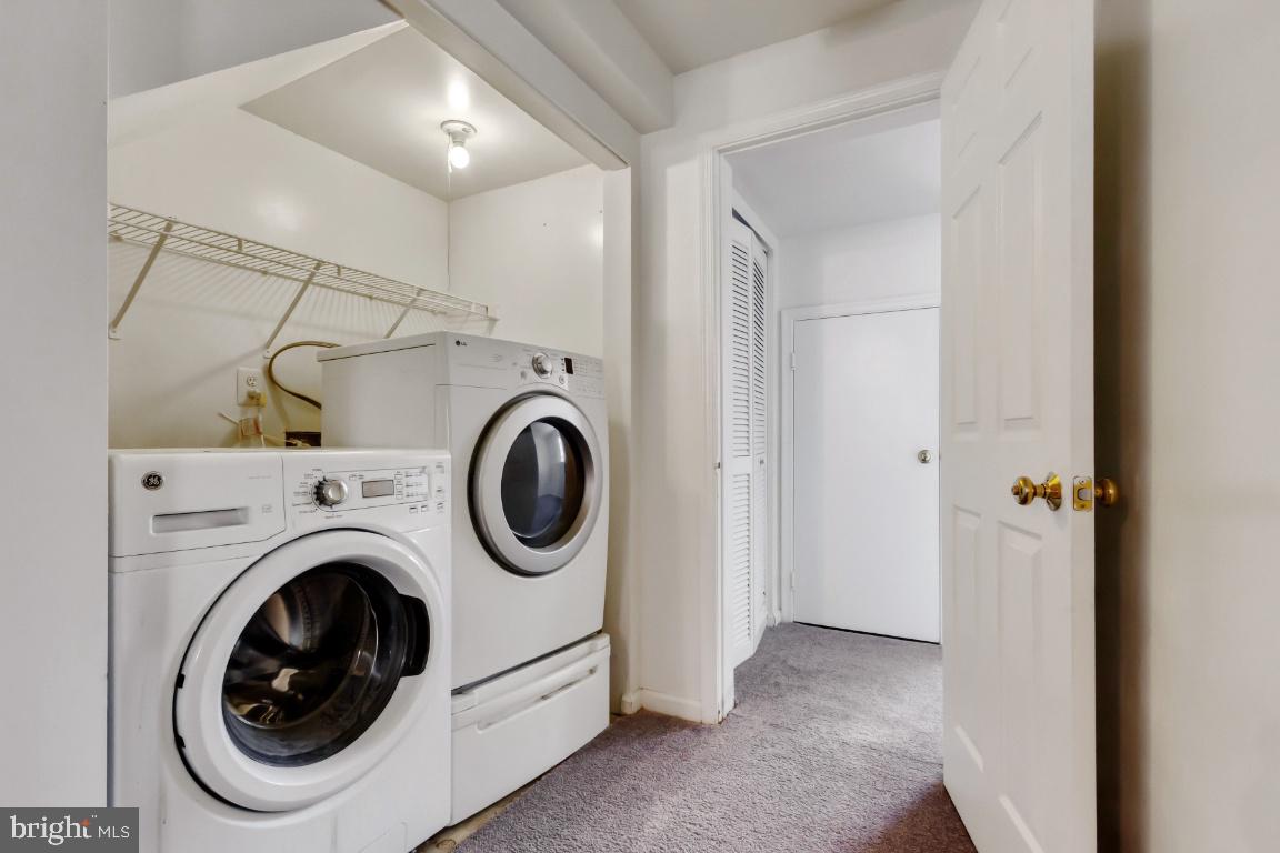 WINSLOW CHASE - Residential