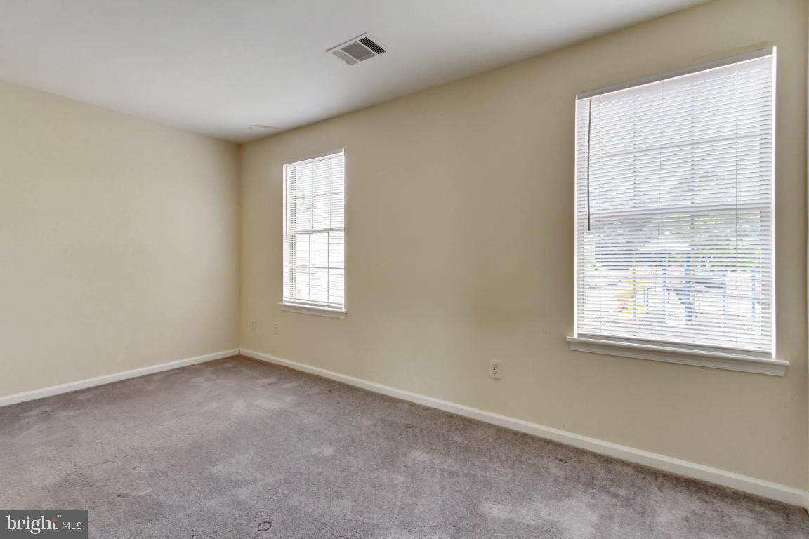 WINSLOW CHASE - Residential