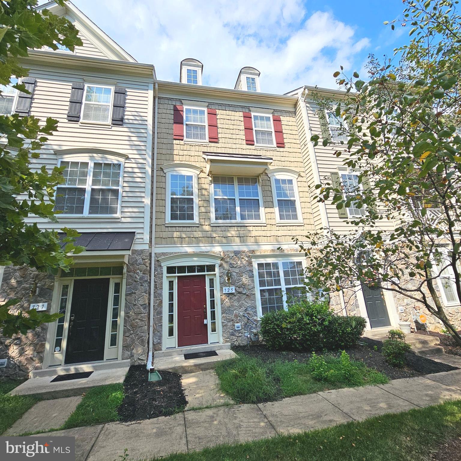 BELMONT BAY - Residential Lease