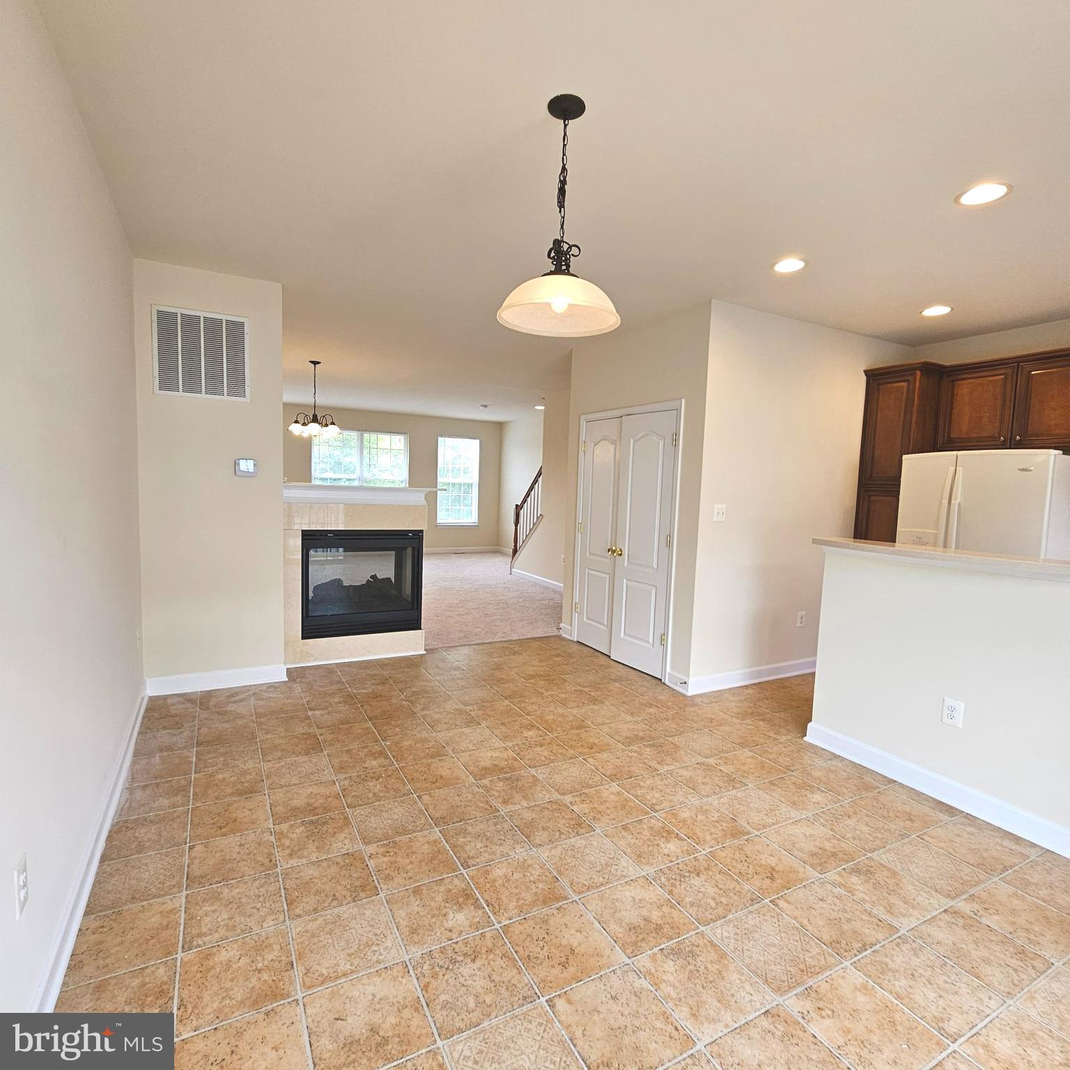 BELMONT BAY - Residential Lease