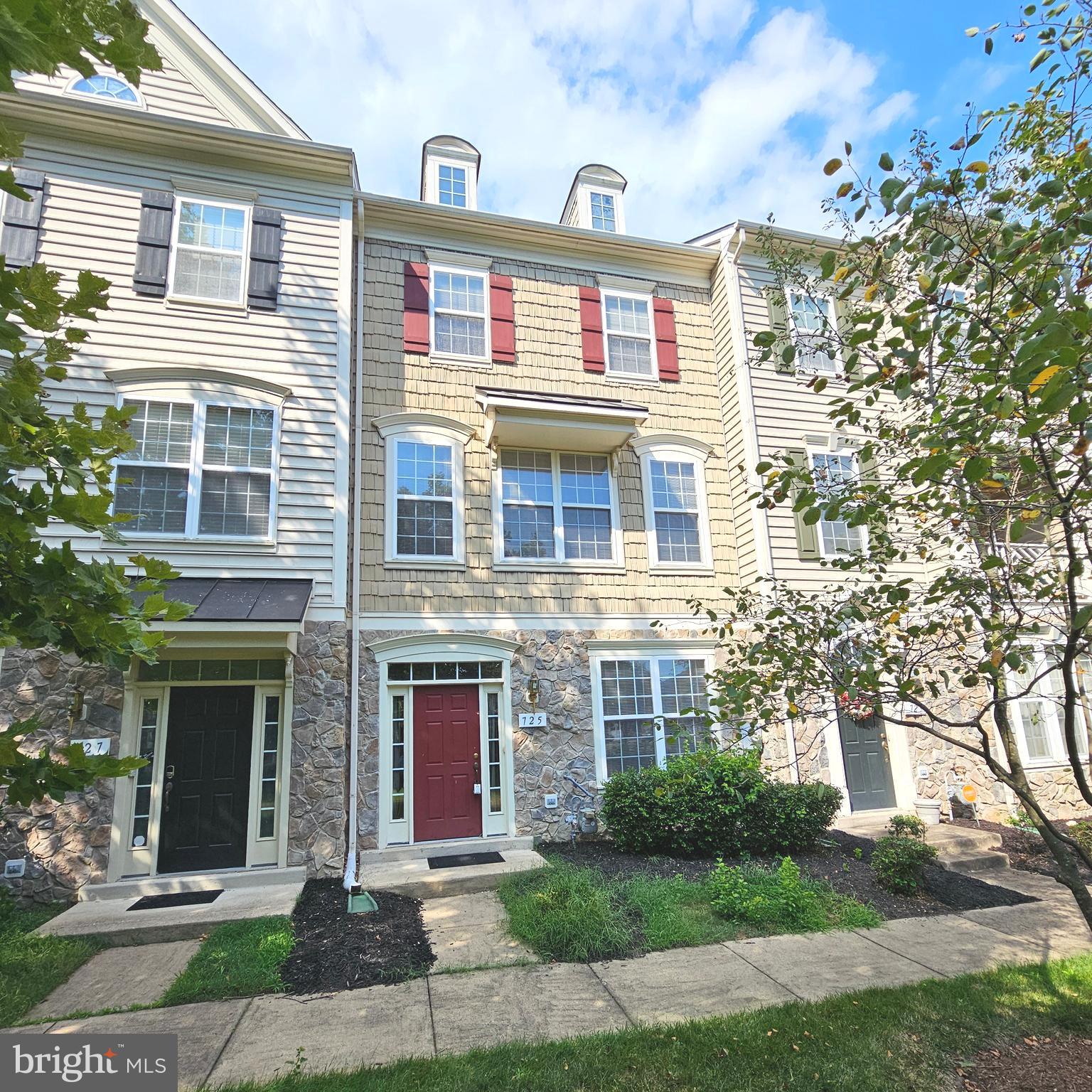 BELMONT BAY - Residential Lease