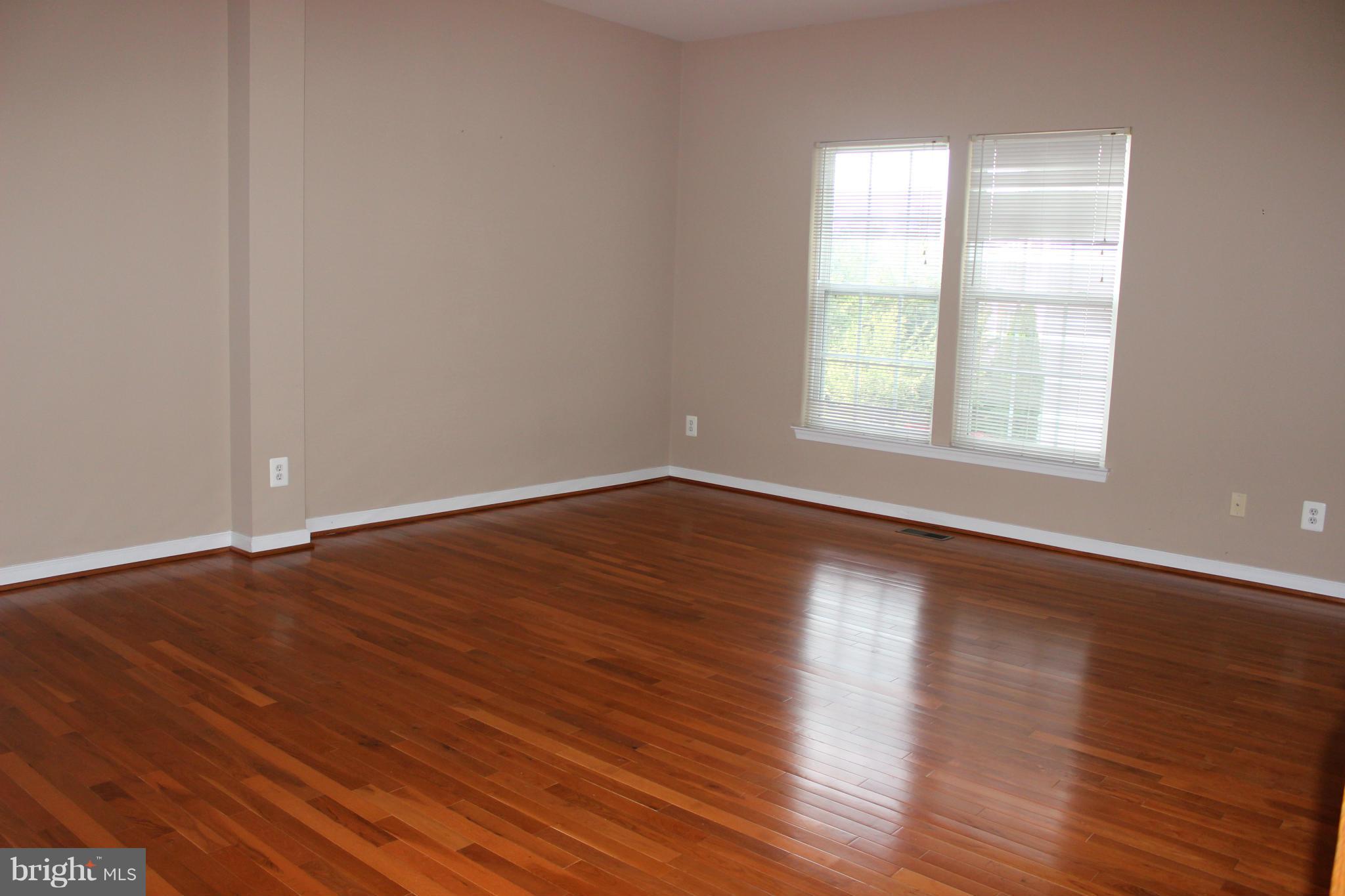 BRAEMAR/VILLAGES AT SAYBROOKE - Residential Lease